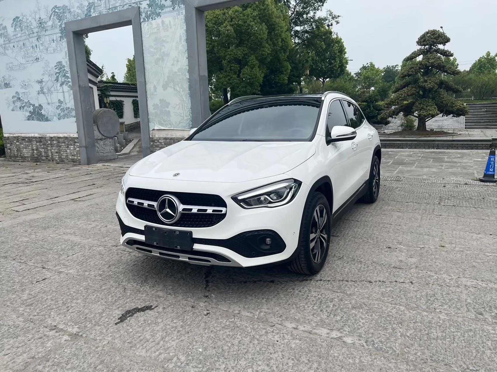 Mercedes Benz GLA 2022 to GLA 200