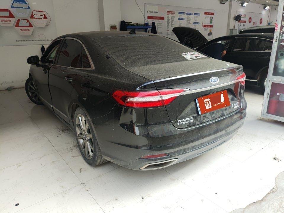 Taurus 2019 EcoBoost 245 Premium Edition 6