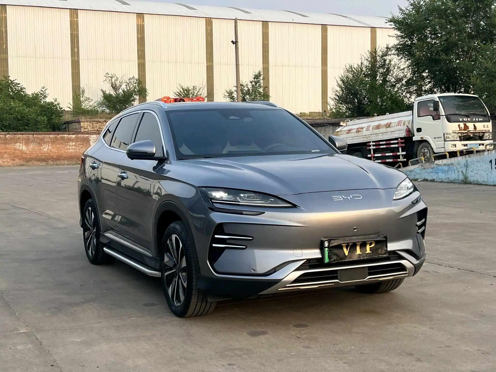 BYD Song PLUS New Energy 2025 Model Song PLUS EV 520km Prestige Automatic 3
