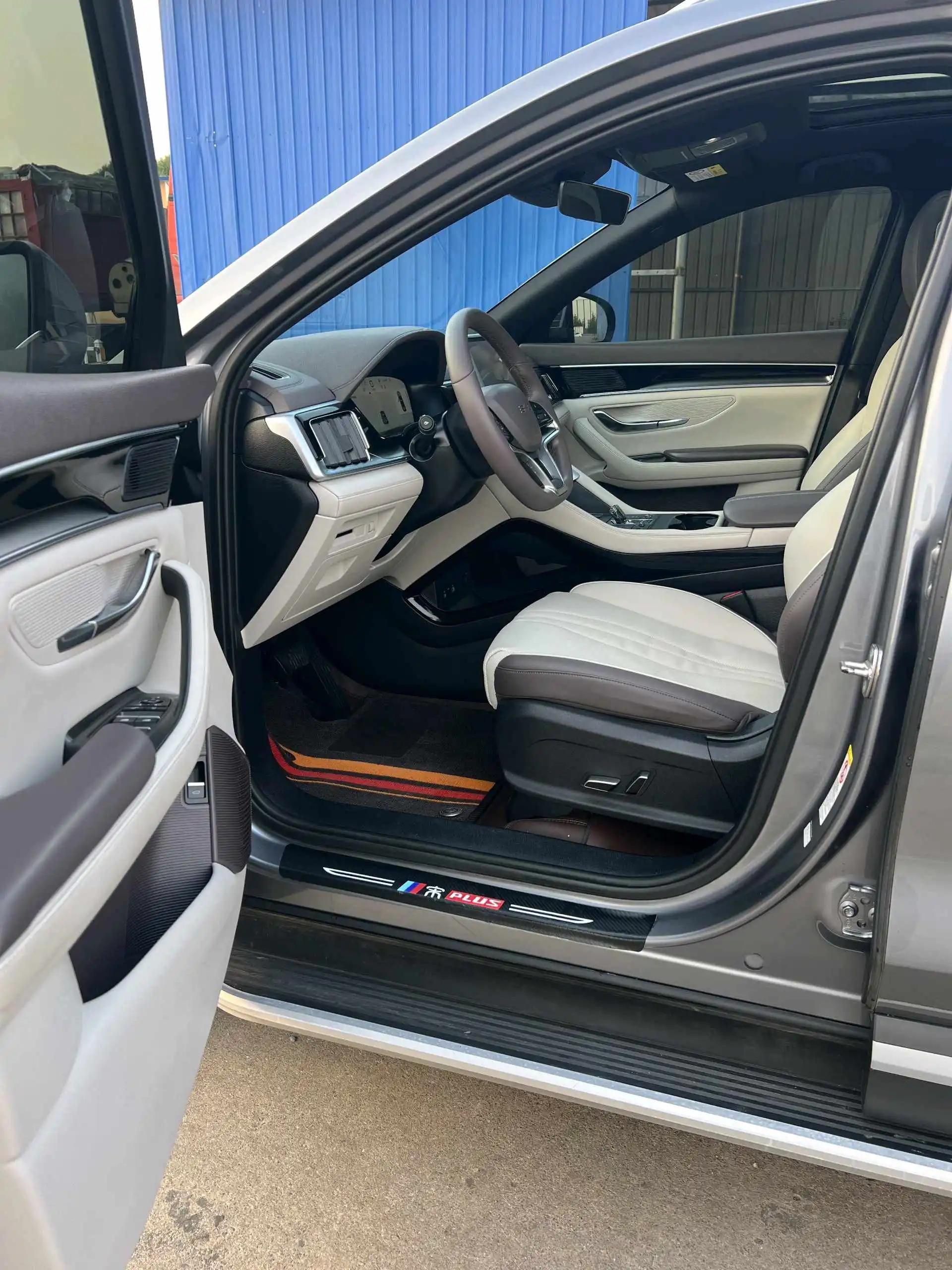 BYD Song PLUS New Energy 2025 Model Song PLUS EV 520km Prestige Automatic 8