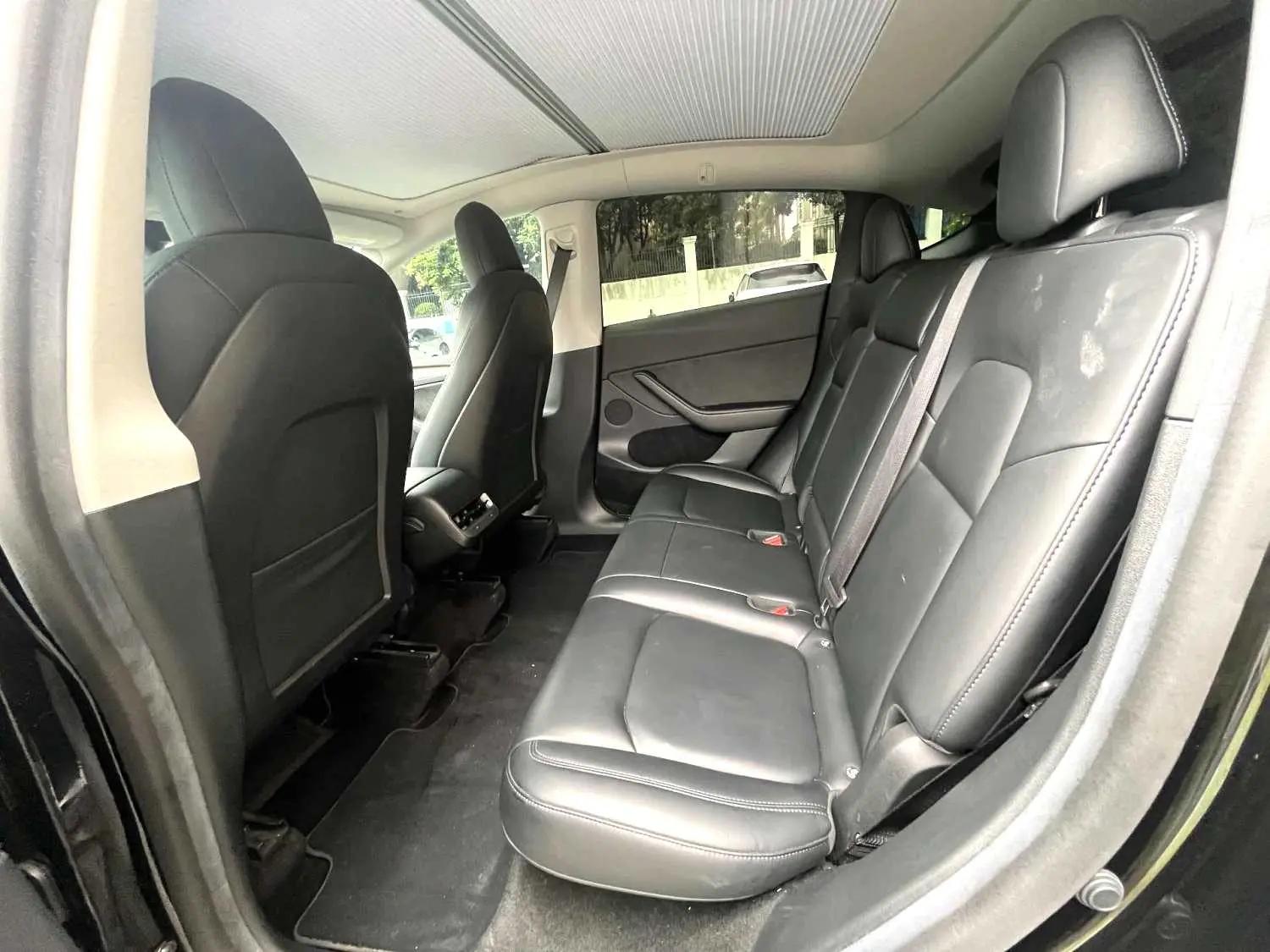 Model Y 2022 rear-wheel drive version 5