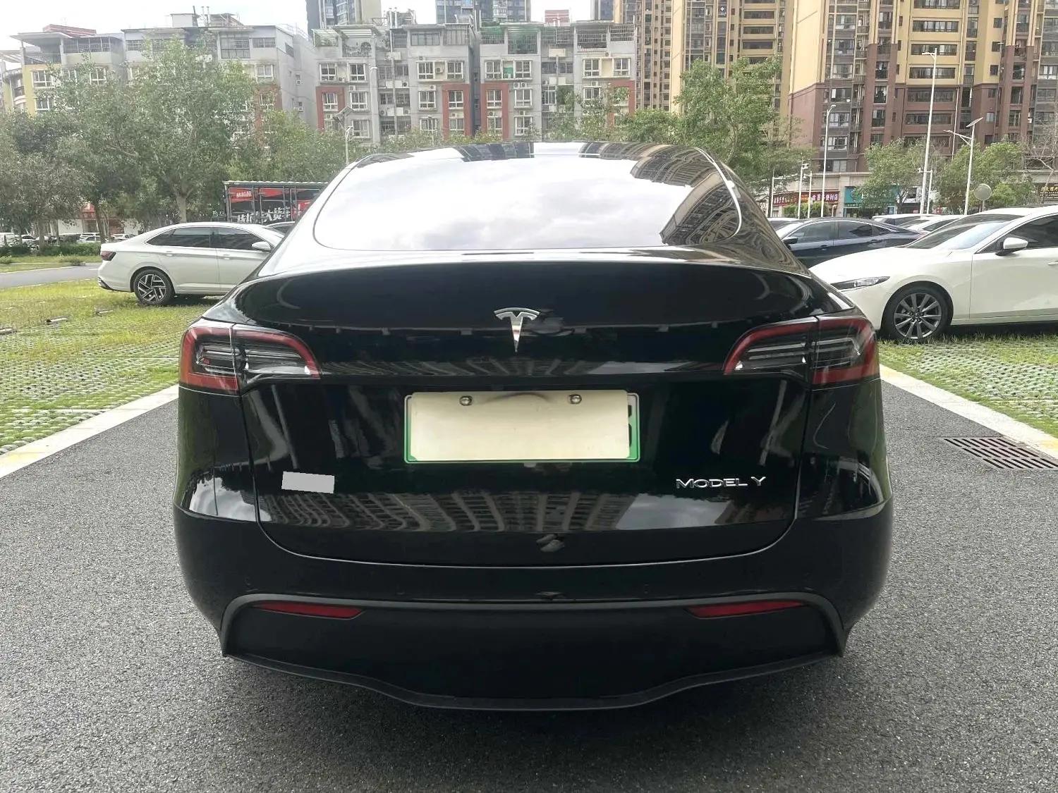 Model Y 2022 rear-wheel drive version 8