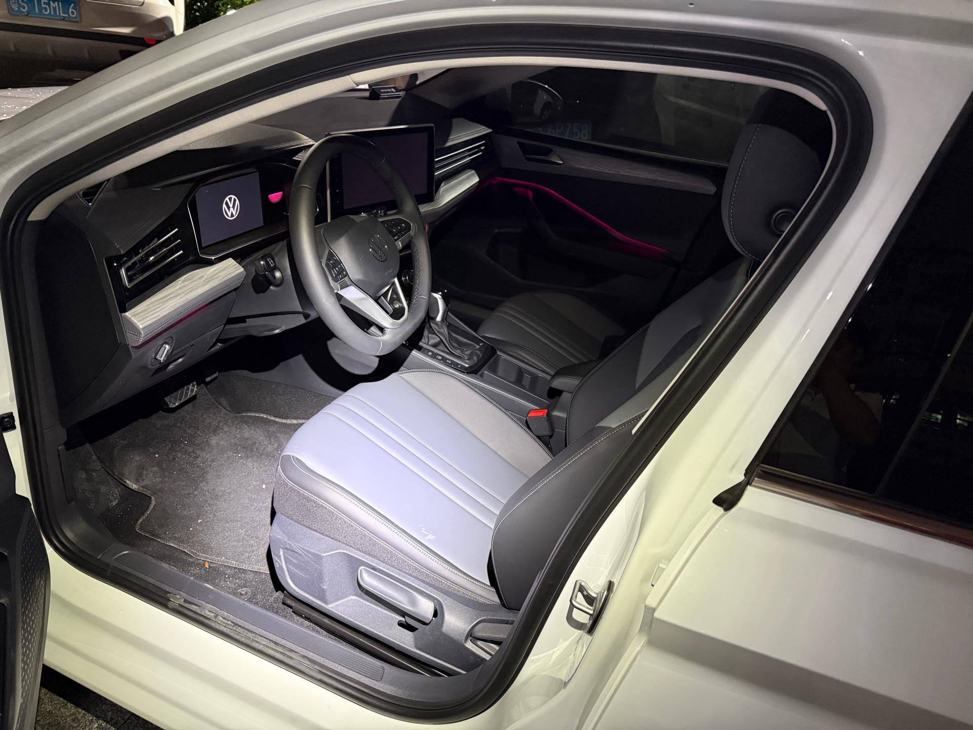 Volkswagen 2026 Sagittarius 1.5TSI 300TSI 30 million Selected Exceed Automatic Gear 5