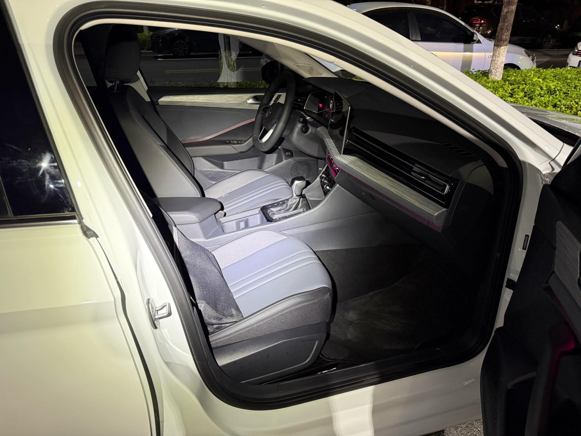 Volkswagen 2026 Sagittarius 1.5TSI 300TSI 30 million Selected Exceed Automatic Gear 6