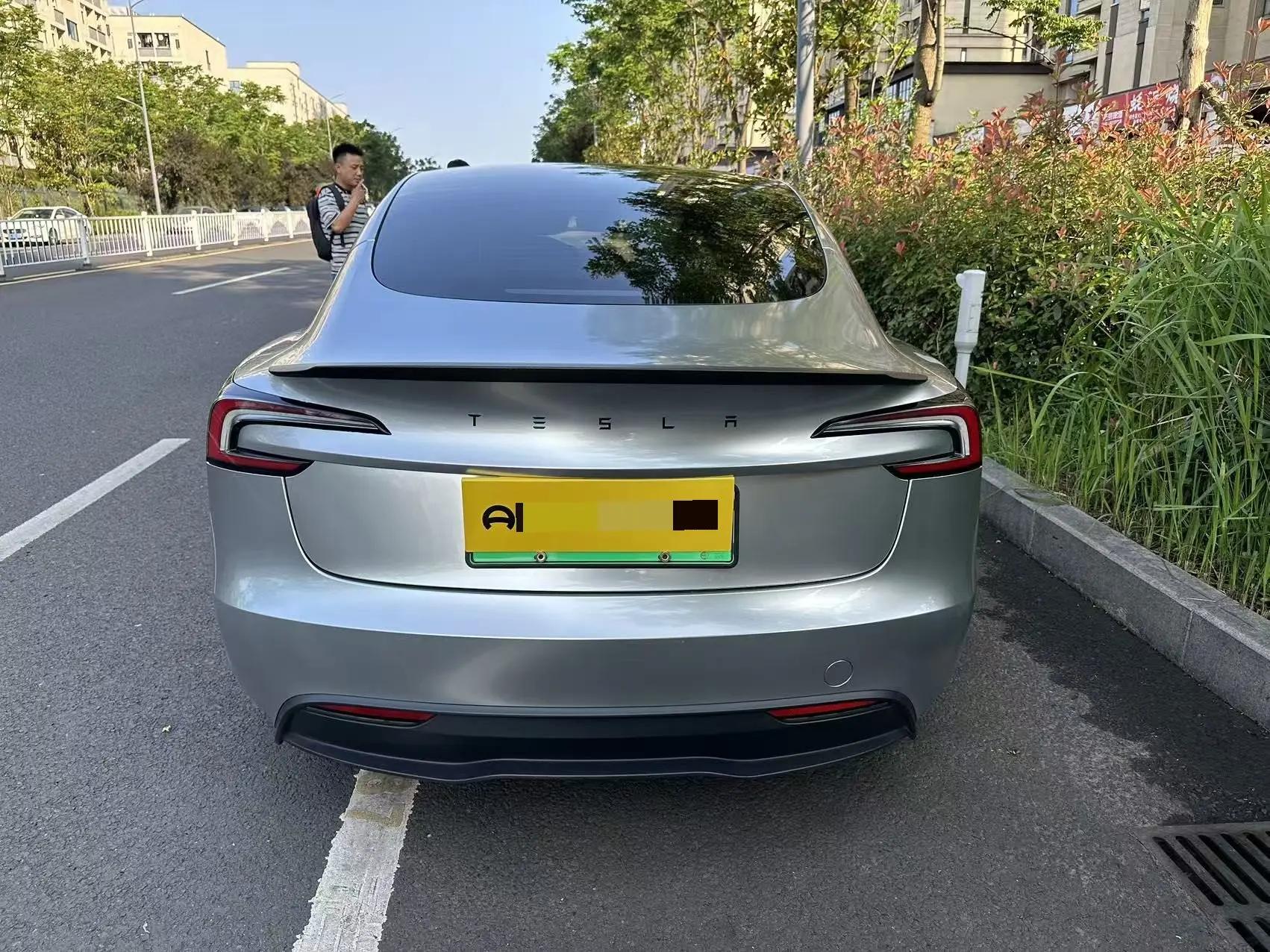 Model 3 2023 Rear-Wheel Drive Edition 7