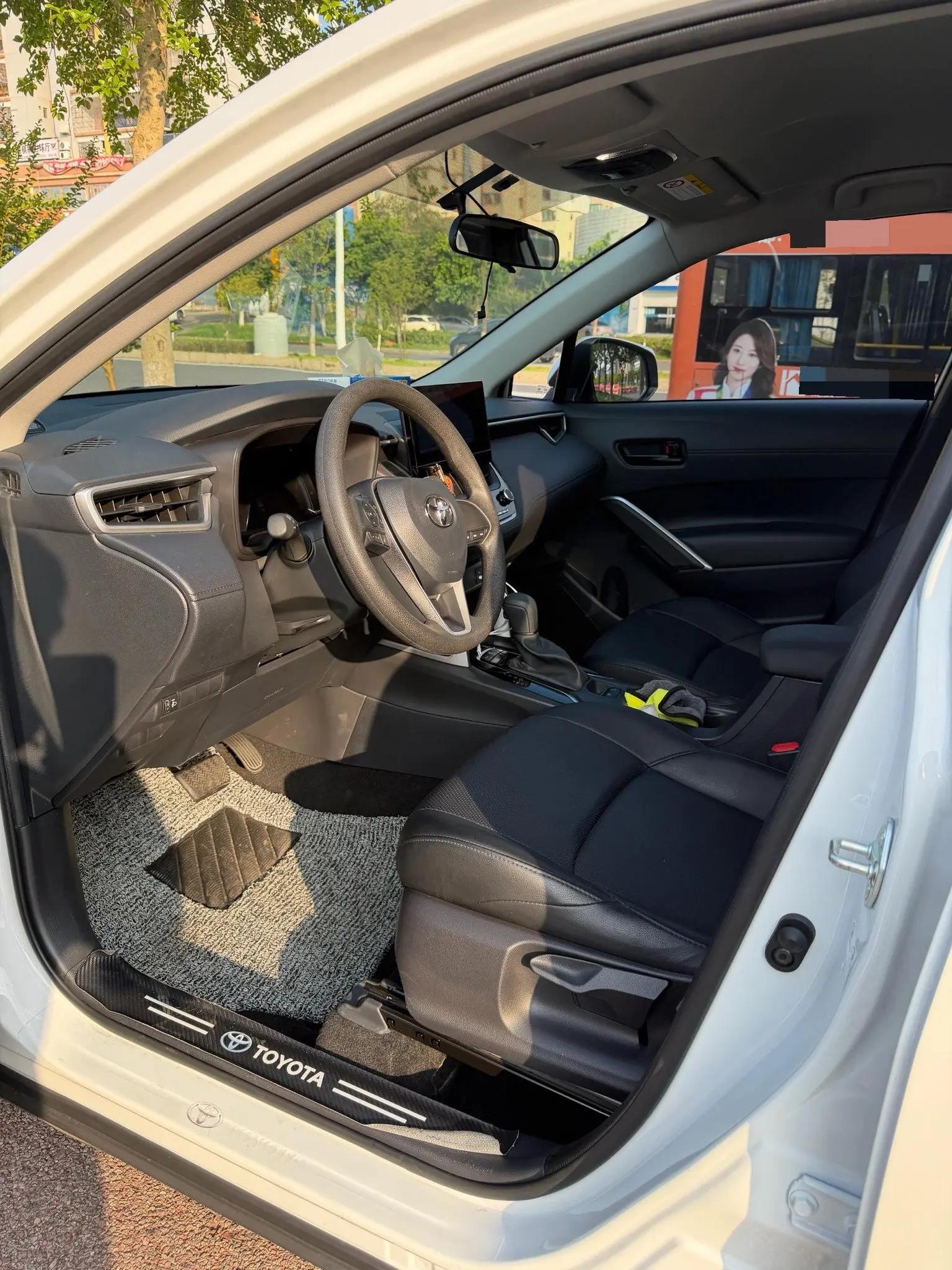 Toyota 2023 model Frontlander 2.0 CVT Elite Edition, automatic transmission 4