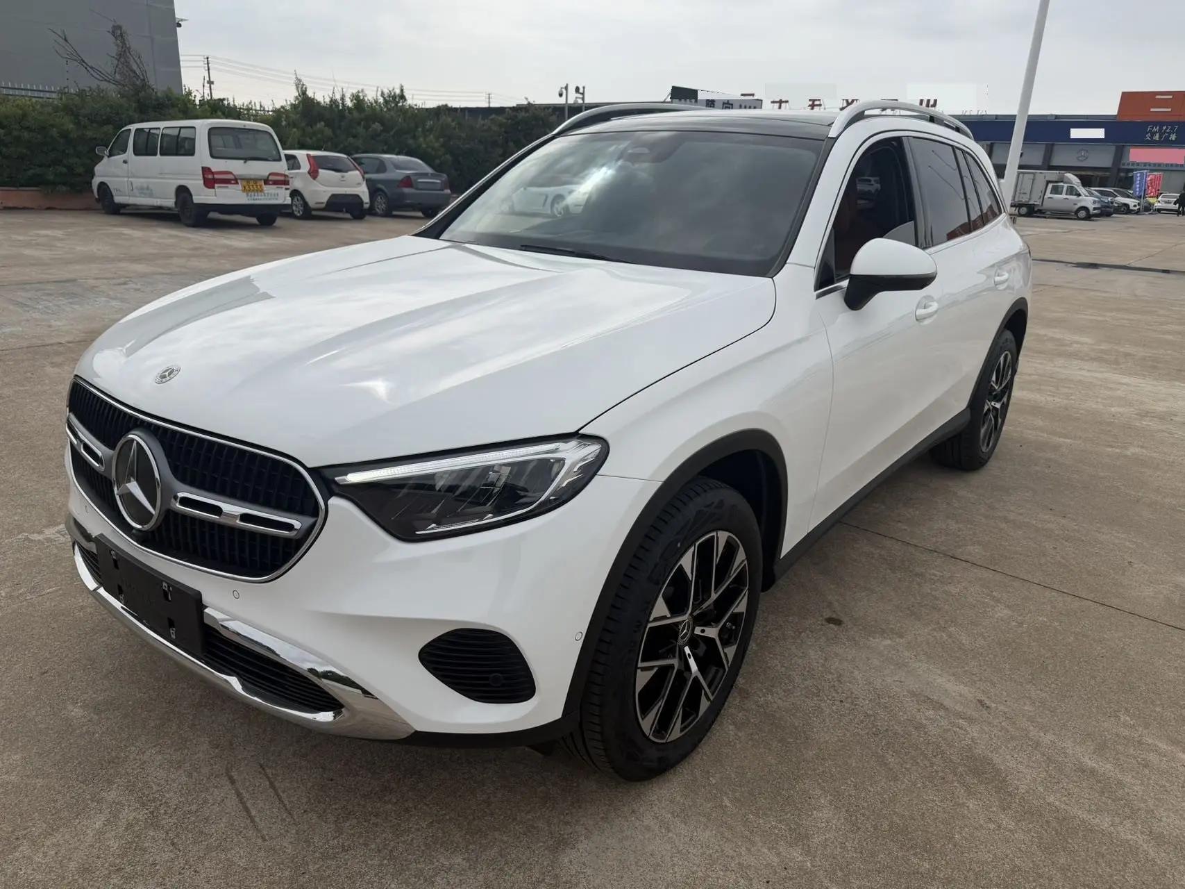 Mercedes Benz 2025 GLC 260 L 4MATIC 48V 2.0T Dynamic 5-seat Automatic Gear
