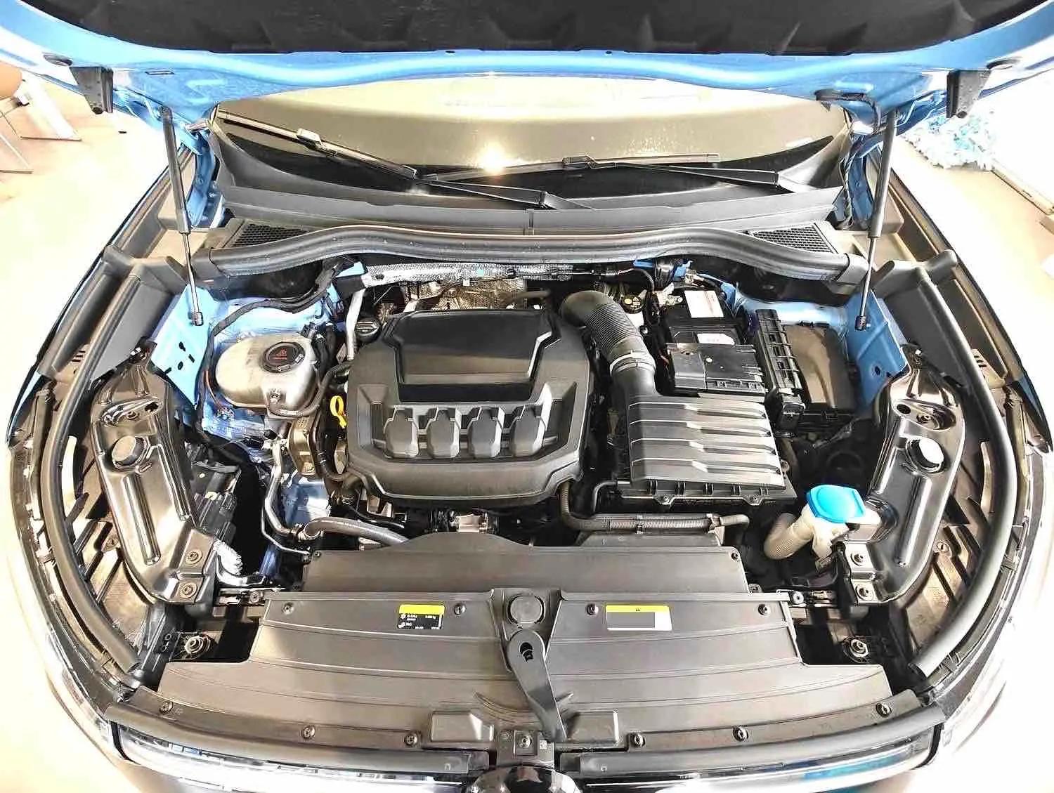 Volkswagen 2024 Tiguan L PRO 2.0TSI 380TSI Four-wheel Drive R-Line Smart Edition Automatic Gear 13