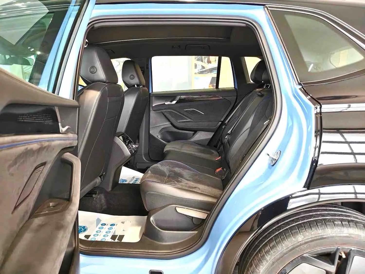 Volkswagen 2024 Tiguan L PRO 2.0TSI 380TSI Four-wheel Drive R-Line Smart Edition Automatic Gear 9