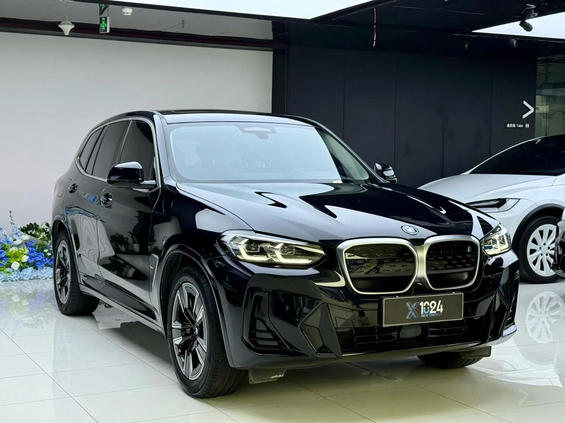 BMW iX3 (Imported) 2024 iX3 Leading Automatic Gear 3