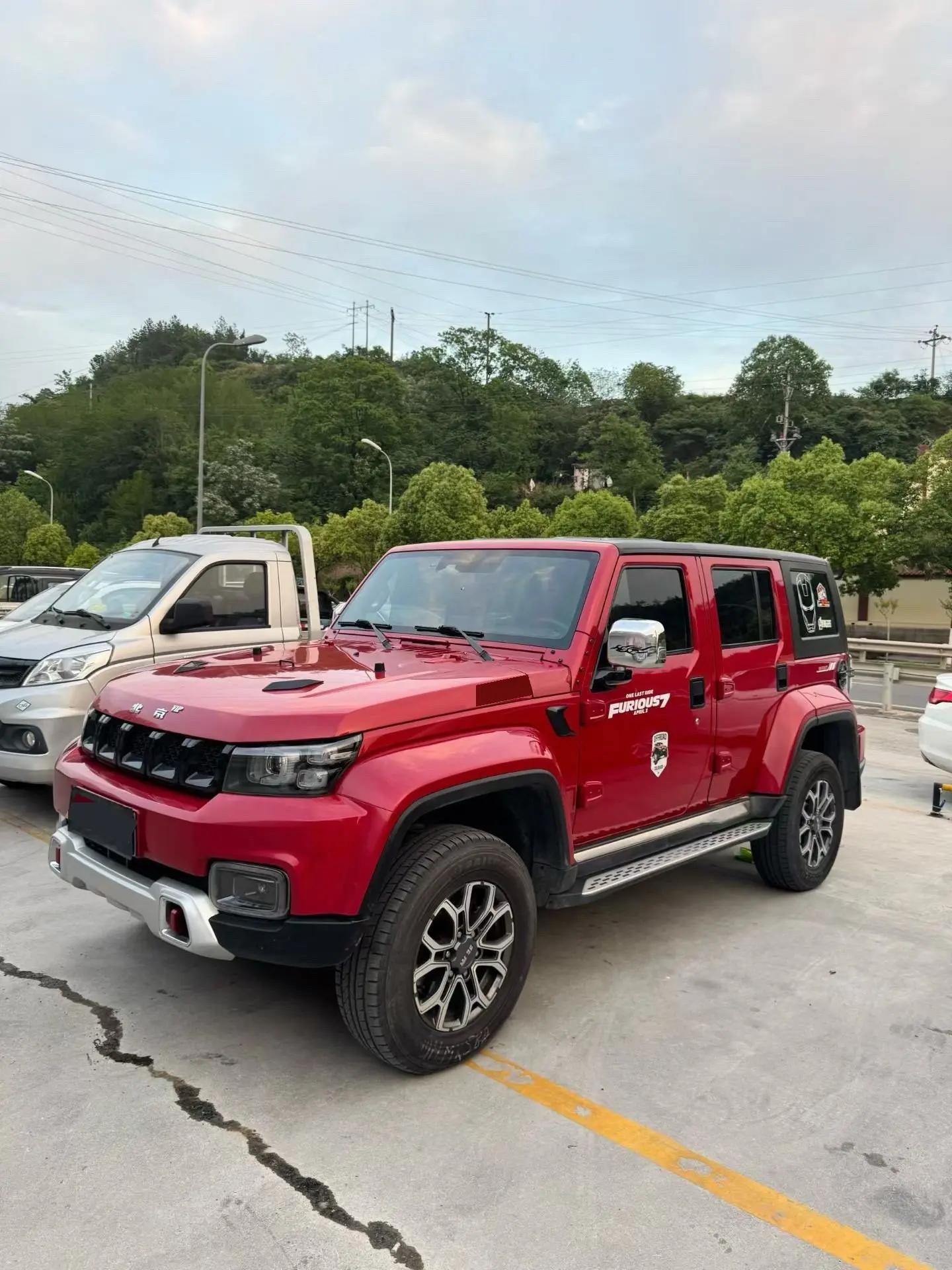 Beijing BJ40 2020 2.0T Automatic Four-wheel Drive City Hunter Edition Chivalrous Type 3