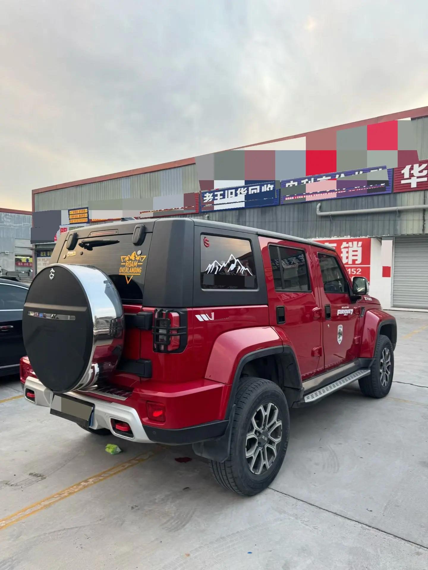 Beijing BJ40 2020 2.0T Automatic Four-wheel Drive City Hunter Edition Chivalrous Type 5