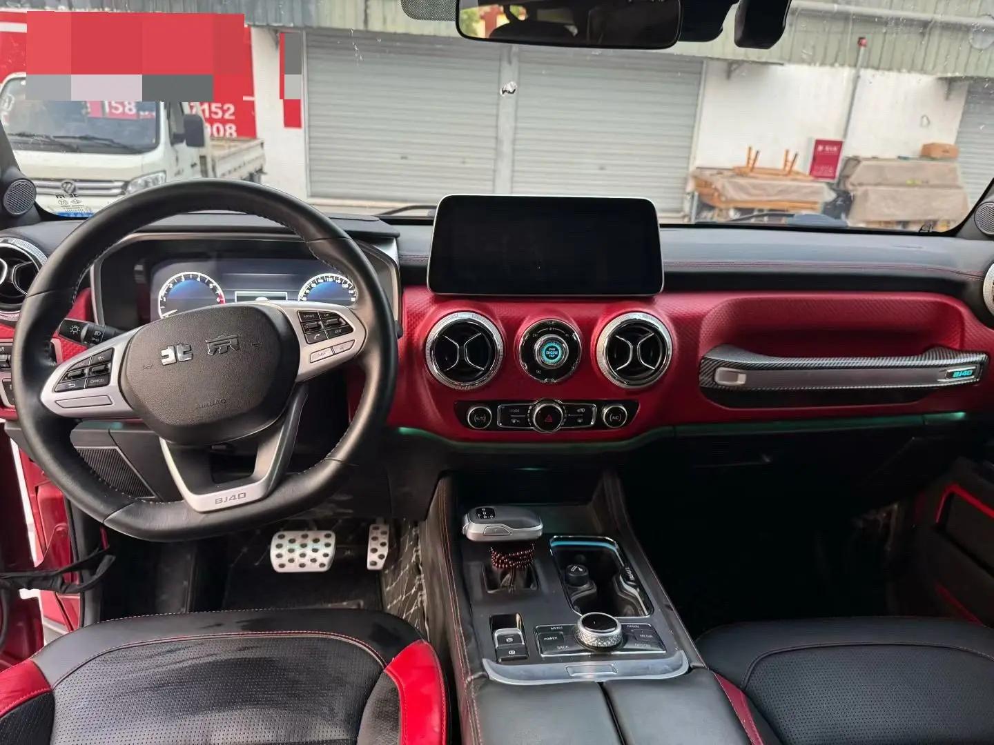 Beijing BJ40 2020 2.0T Automatic Four-wheel Drive City Hunter Edition Chivalrous Type 8