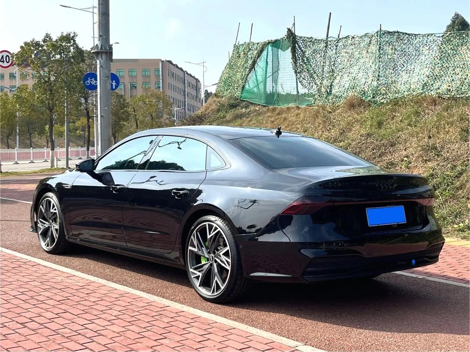 Audi 2024 A7L 2.0TFSI 45TFSI Quattro S-line Black Warrior Edition Automatic 5