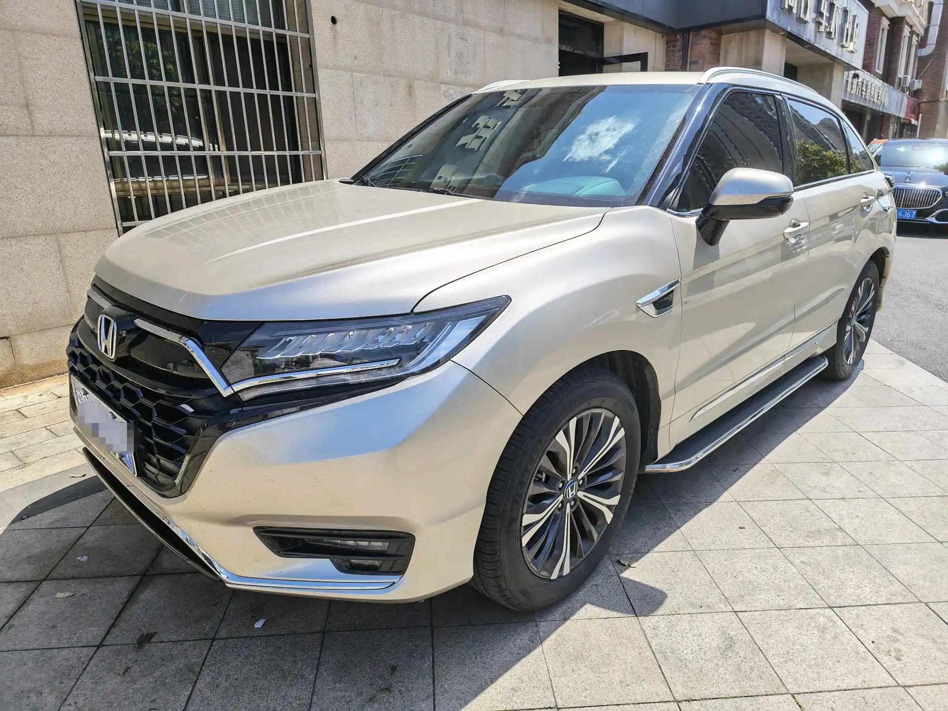 Honda UR-V 2020 370TURBO 4WD Premium Edition