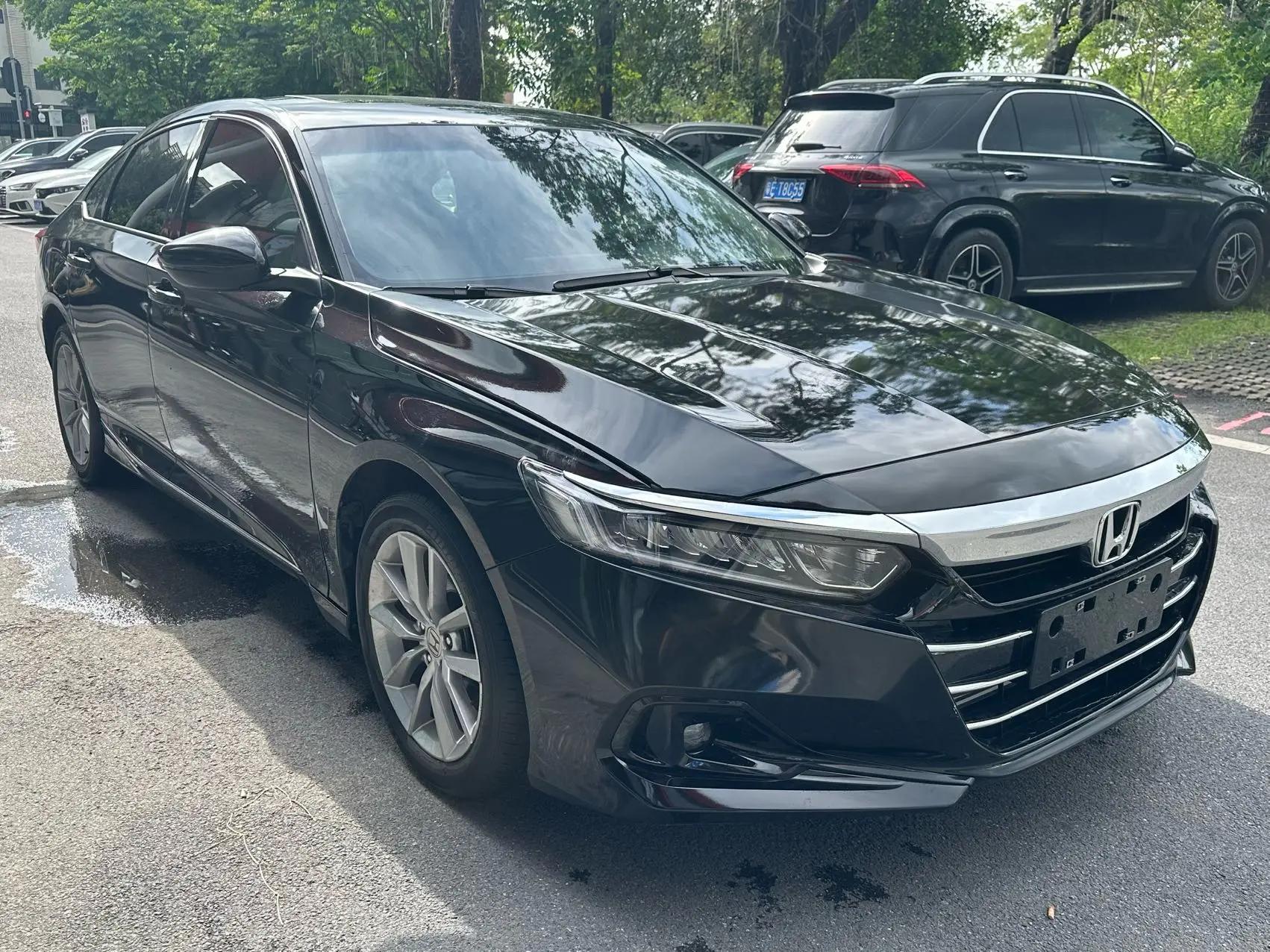 Accord 2022 260TURBO Deluxe Edition 2