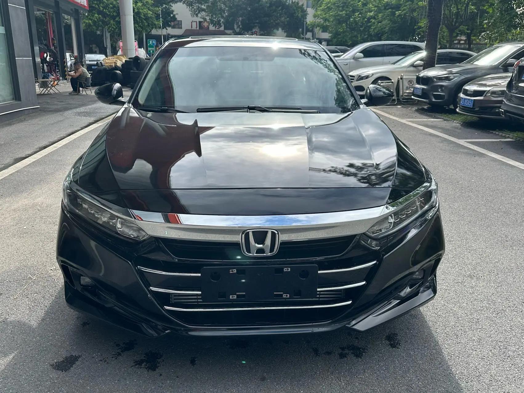 Accord 2022 260TURBO Deluxe Edition 3