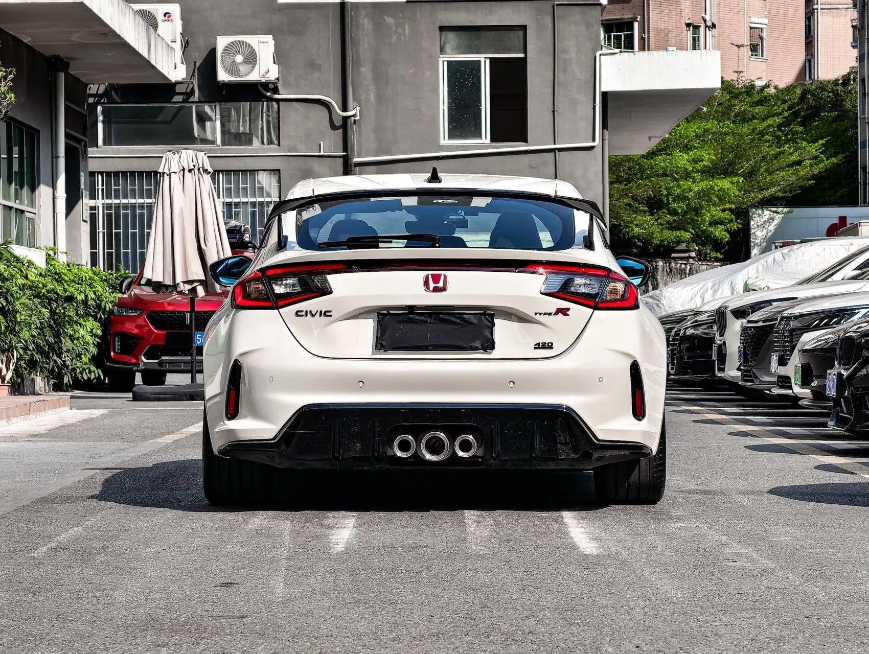 Honda Civic (Imported) 2023 Civic Type R 2.0T 420TURBO Manual Gear 5