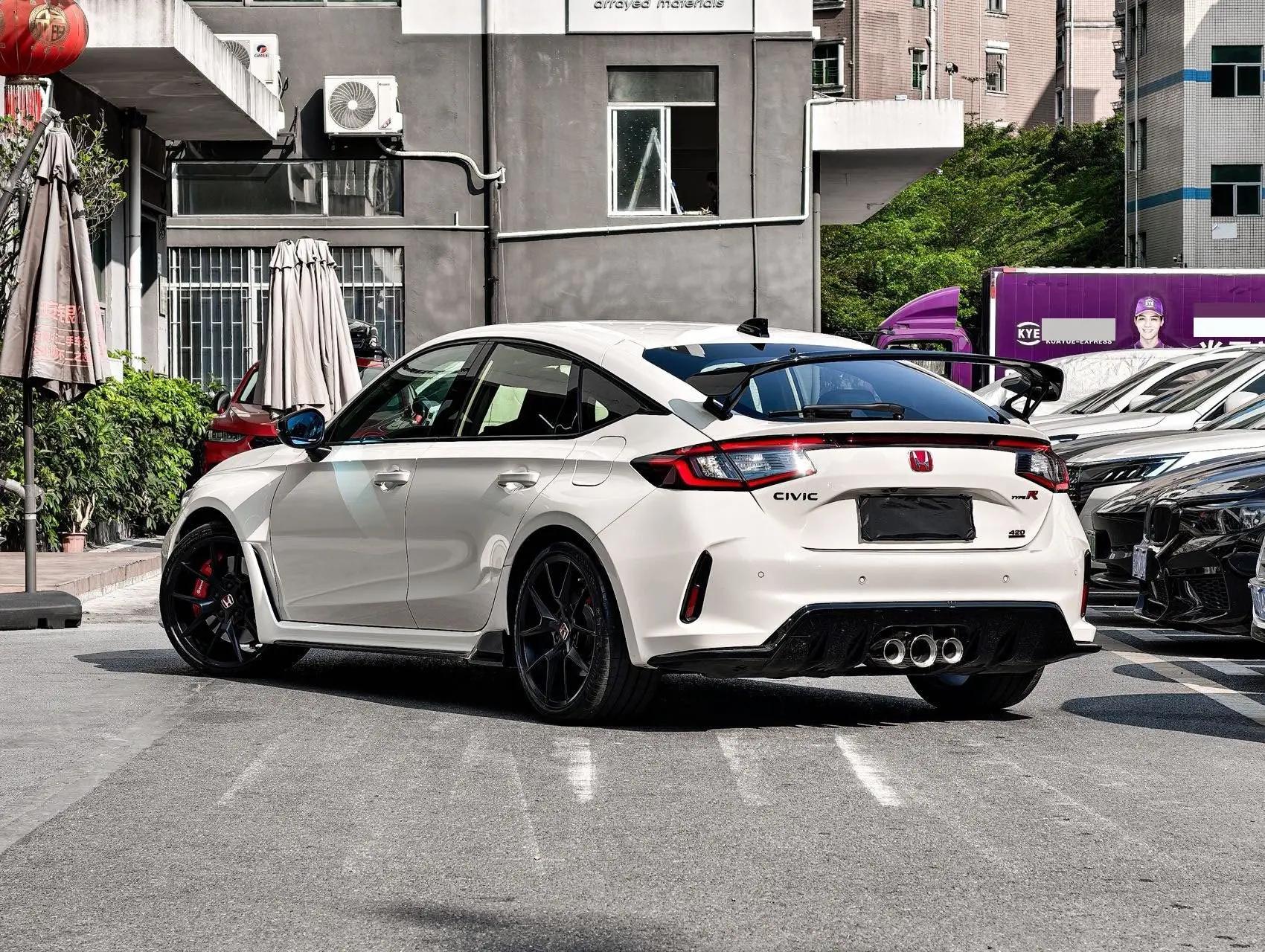 Honda Civic (Imported) 2023 Civic Type R 2.0T 420TURBO Manual Gear 6