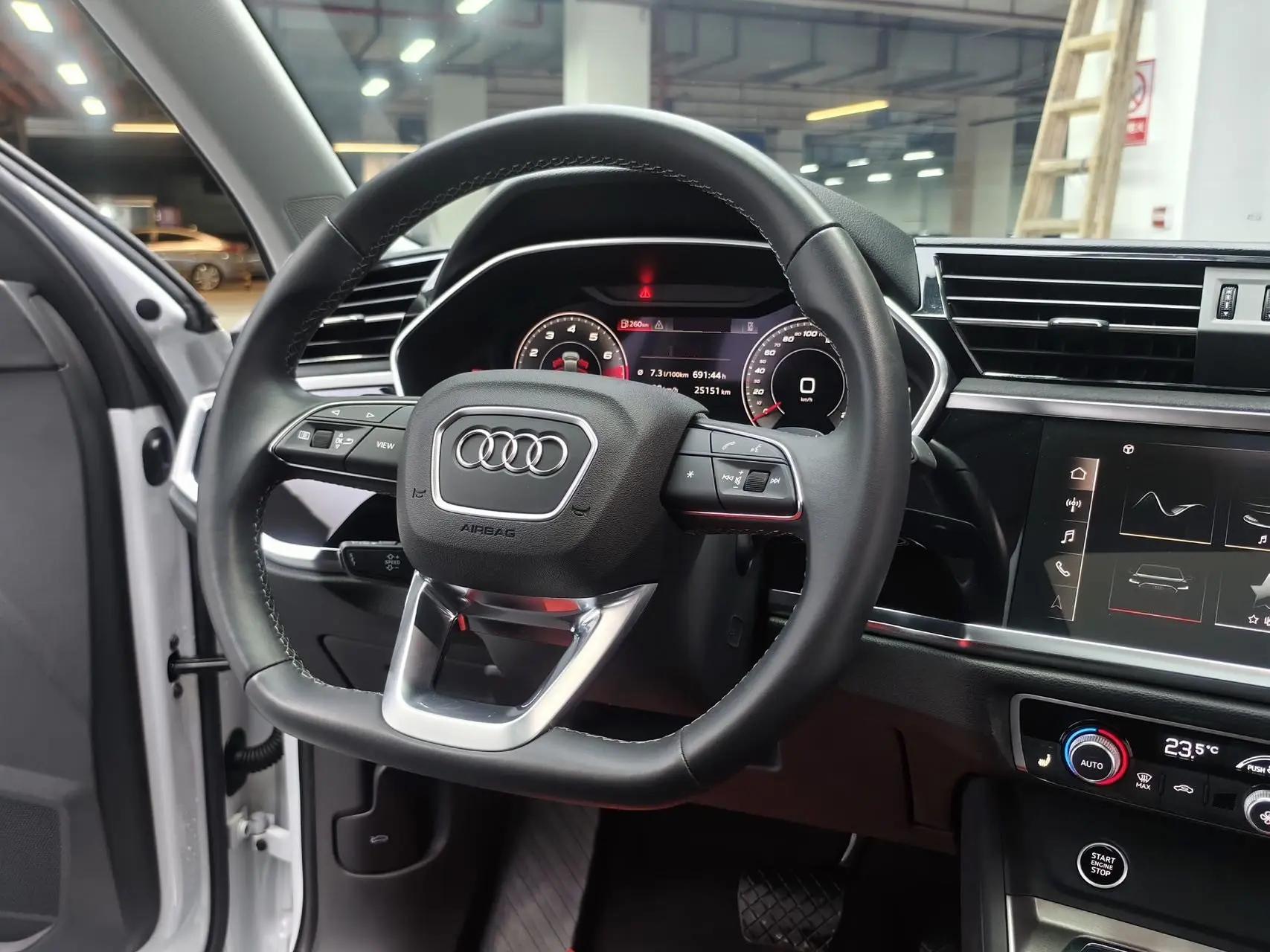 Audi 2023 Q3 1.4TFSI 35TFSI Stylish Dynamic Edition Automatic 15