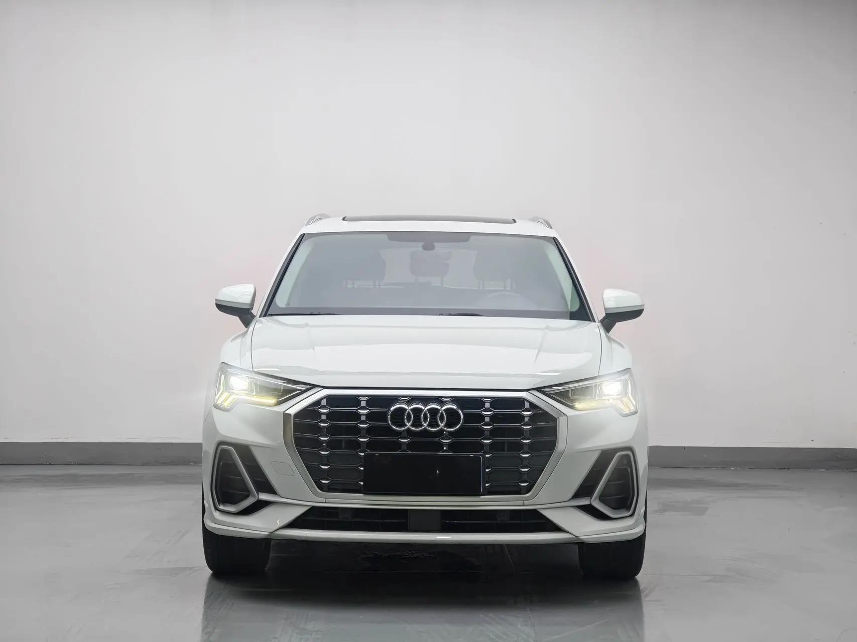 Audi 2023 Q3 1.4TFSI 35TFSI Stylish Dynamic Edition Automatic 2