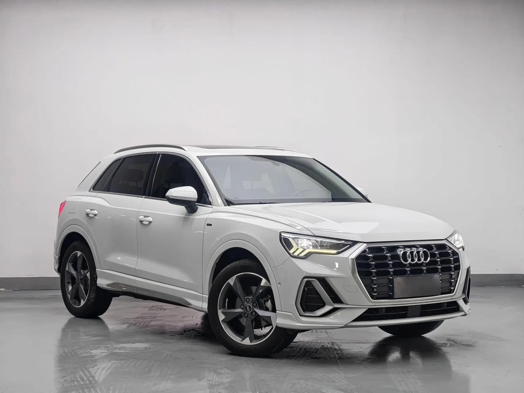 Audi 2023 Q3 1.4TFSI 35TFSI Stylish Dynamic Edition Automatic 3