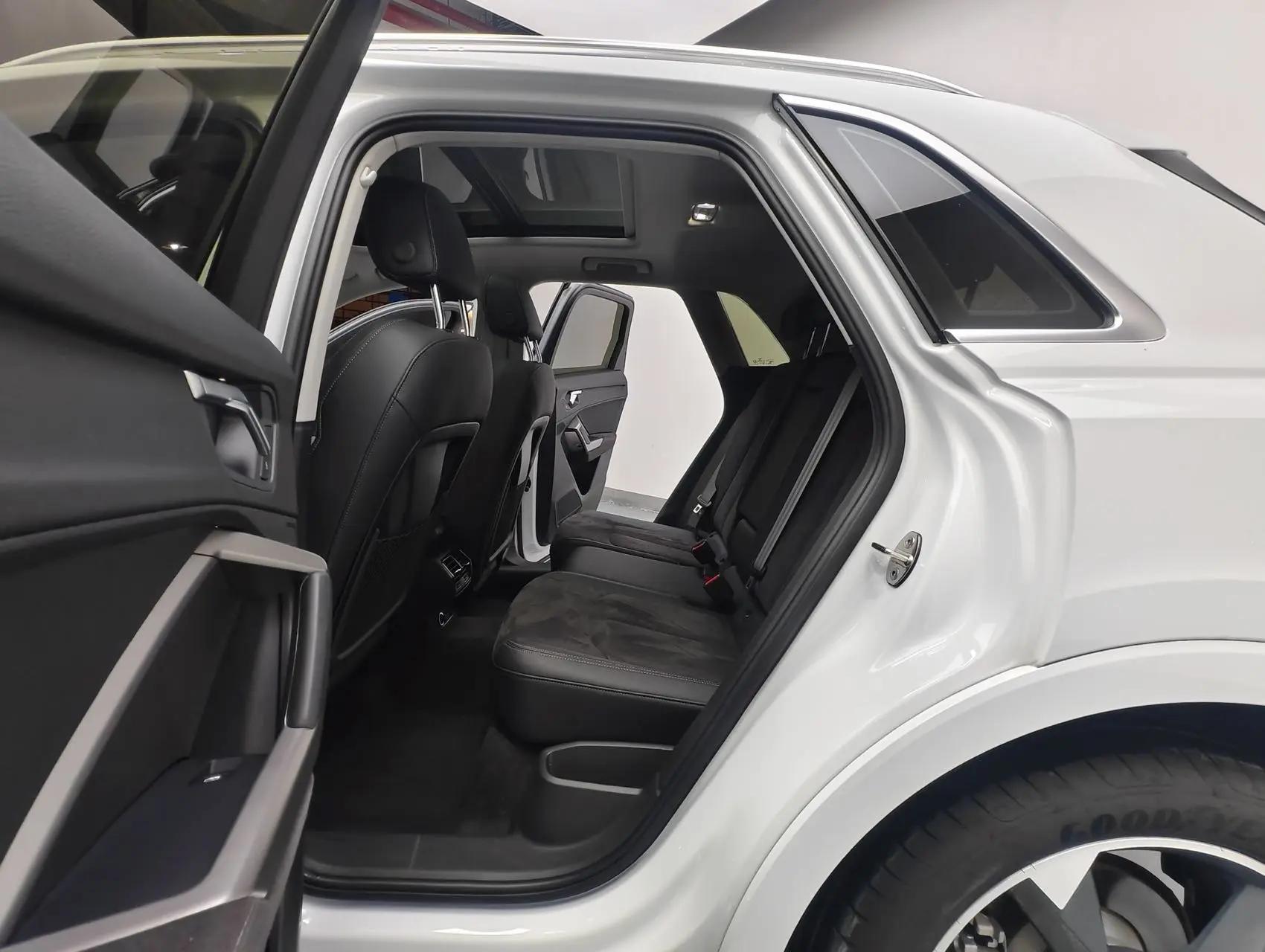 Audi 2023 Q3 1.4TFSI 35TFSI Stylish Dynamic Edition Automatic 9