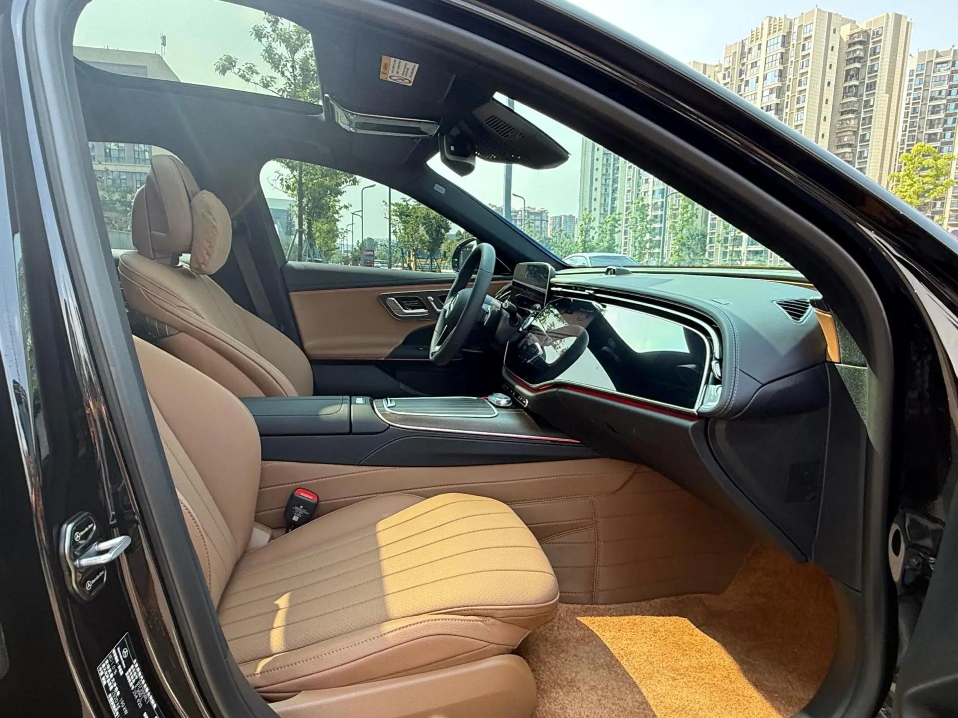 Mercedes Benz E Class 2026 E 300 L 48V 2.0T Luxury Automatic Gear 18
