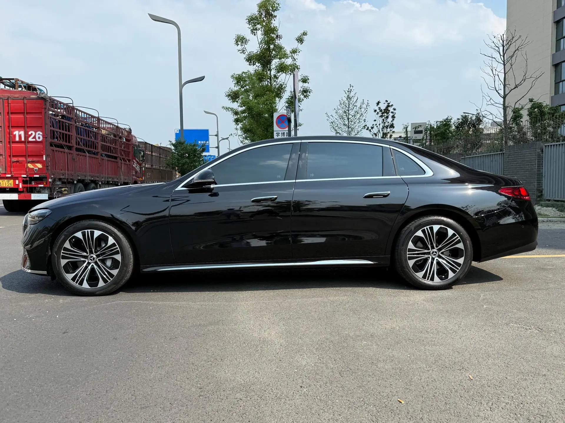 Mercedes Benz E Class 2026 E 300 L 48V 2.0T Luxury Automatic Gear 4