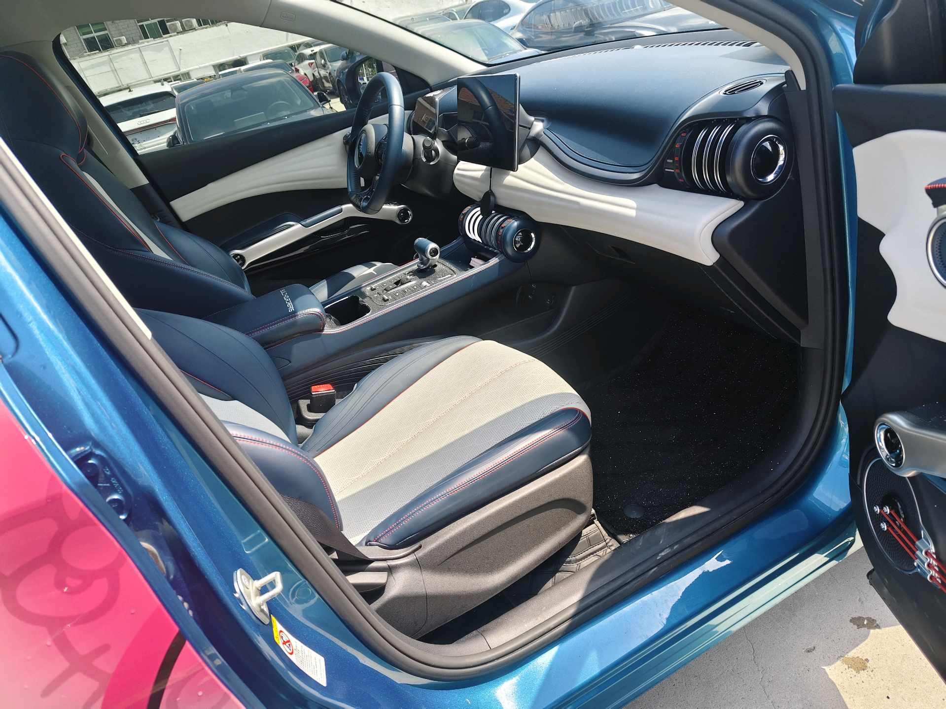 Yuan PLUS 2022 510KM Honor Model 11
