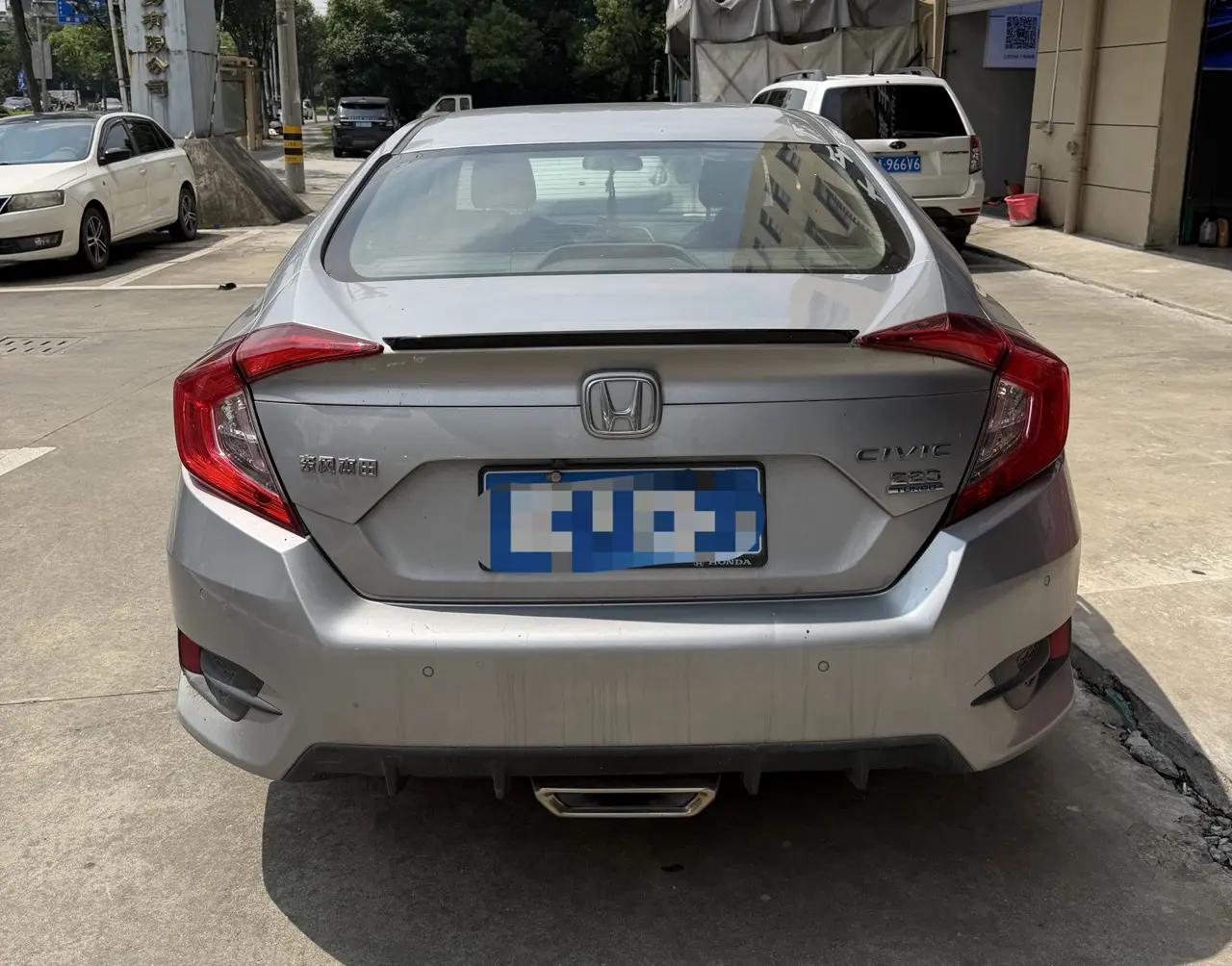 Civic 2019 220TURBO CVT Combustion Edition National V 4