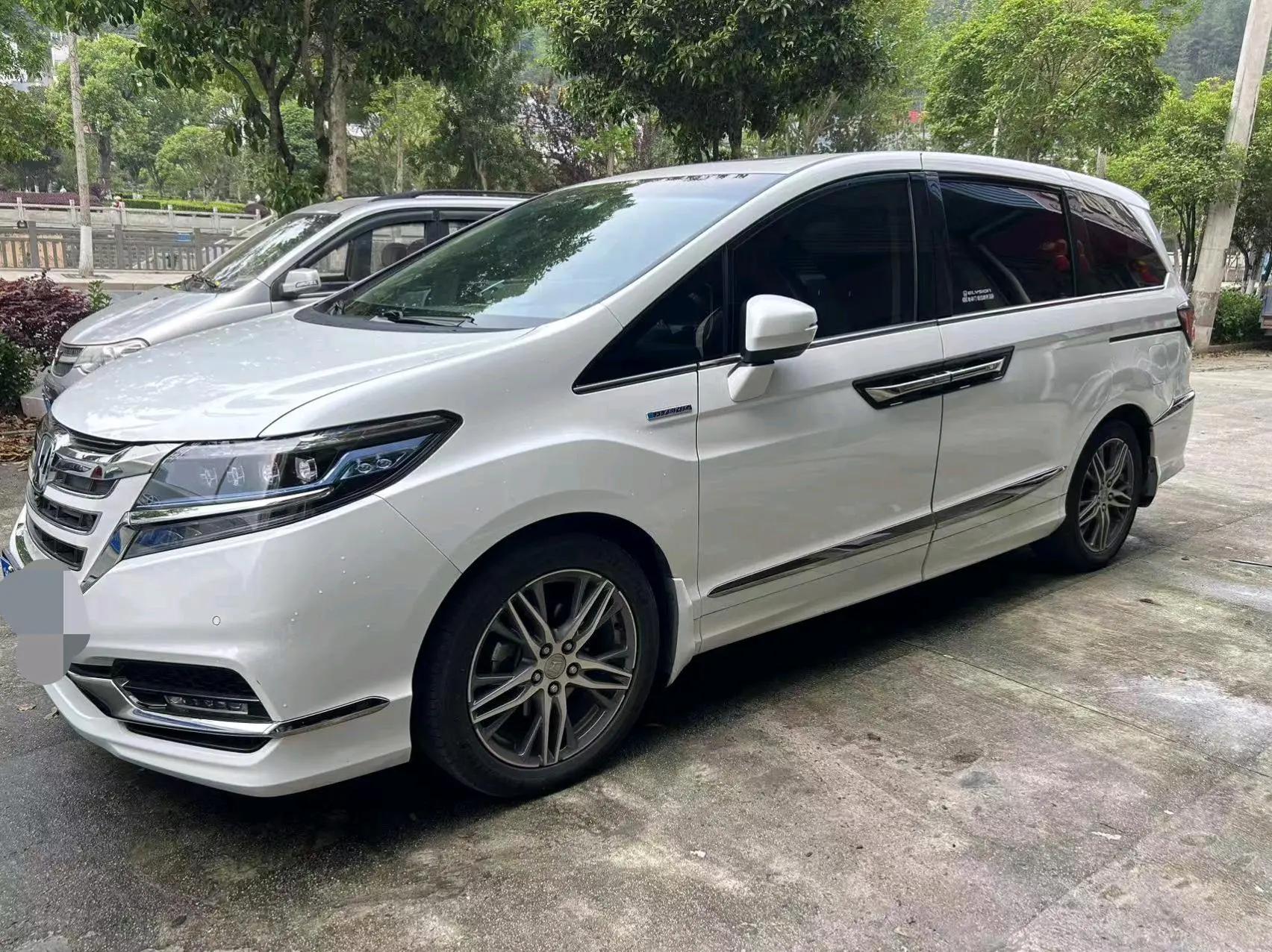 Elyson 2019 2.0L Hybrid Extreme Edition