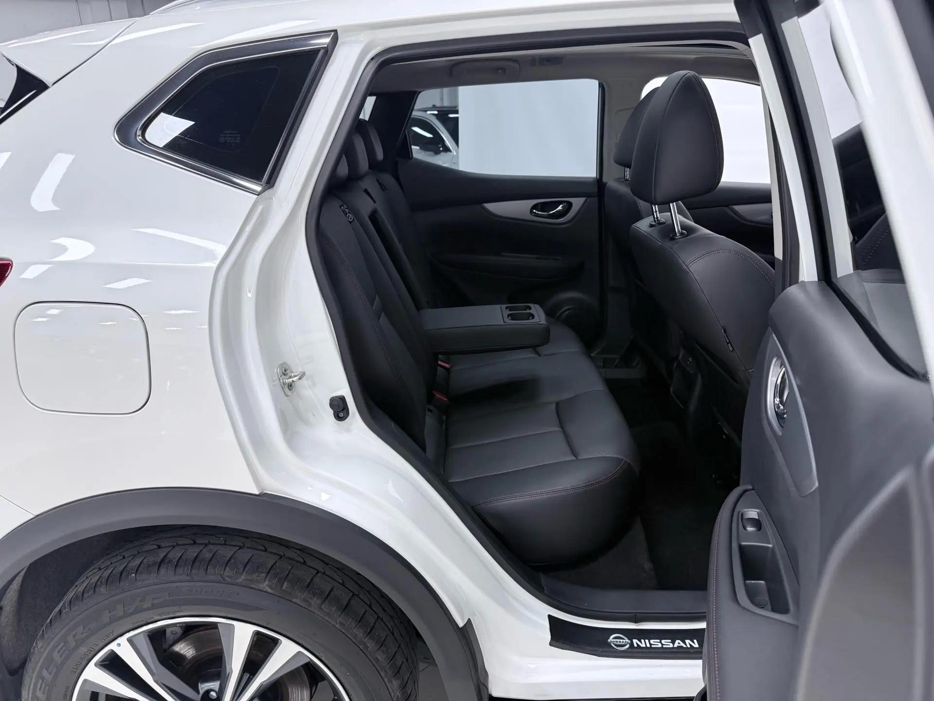 Qashqai 2022 2.0L CVT XV Premium Luxury Edition 11