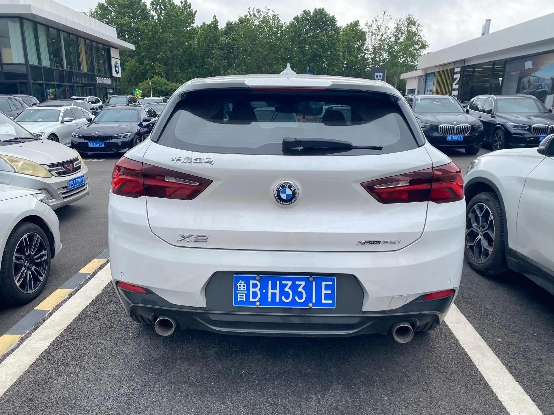 BMW X2 2021 xDrive25i M sports suit 3