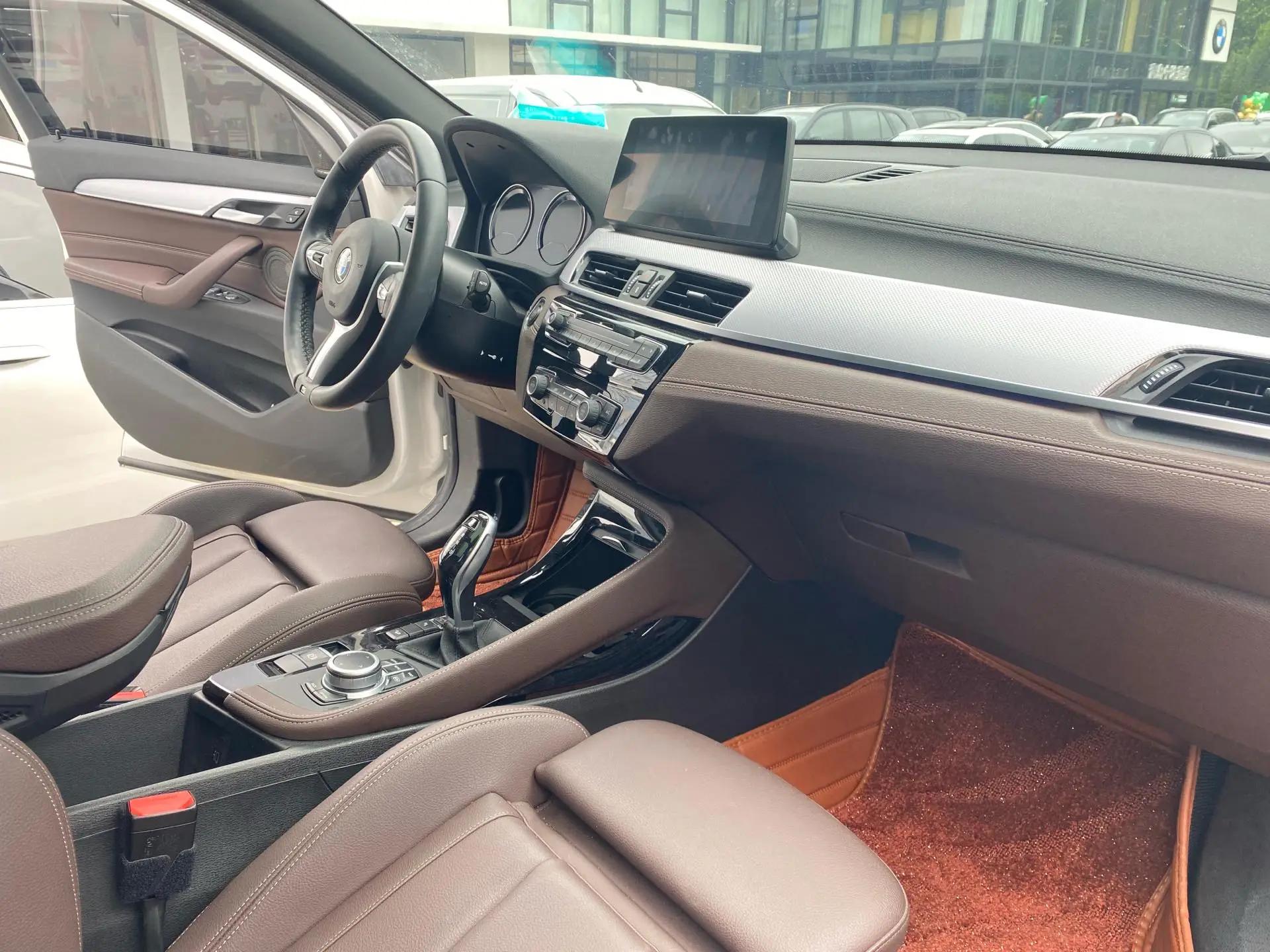 BMW X2 2021 xDrive25i M sports suit 7