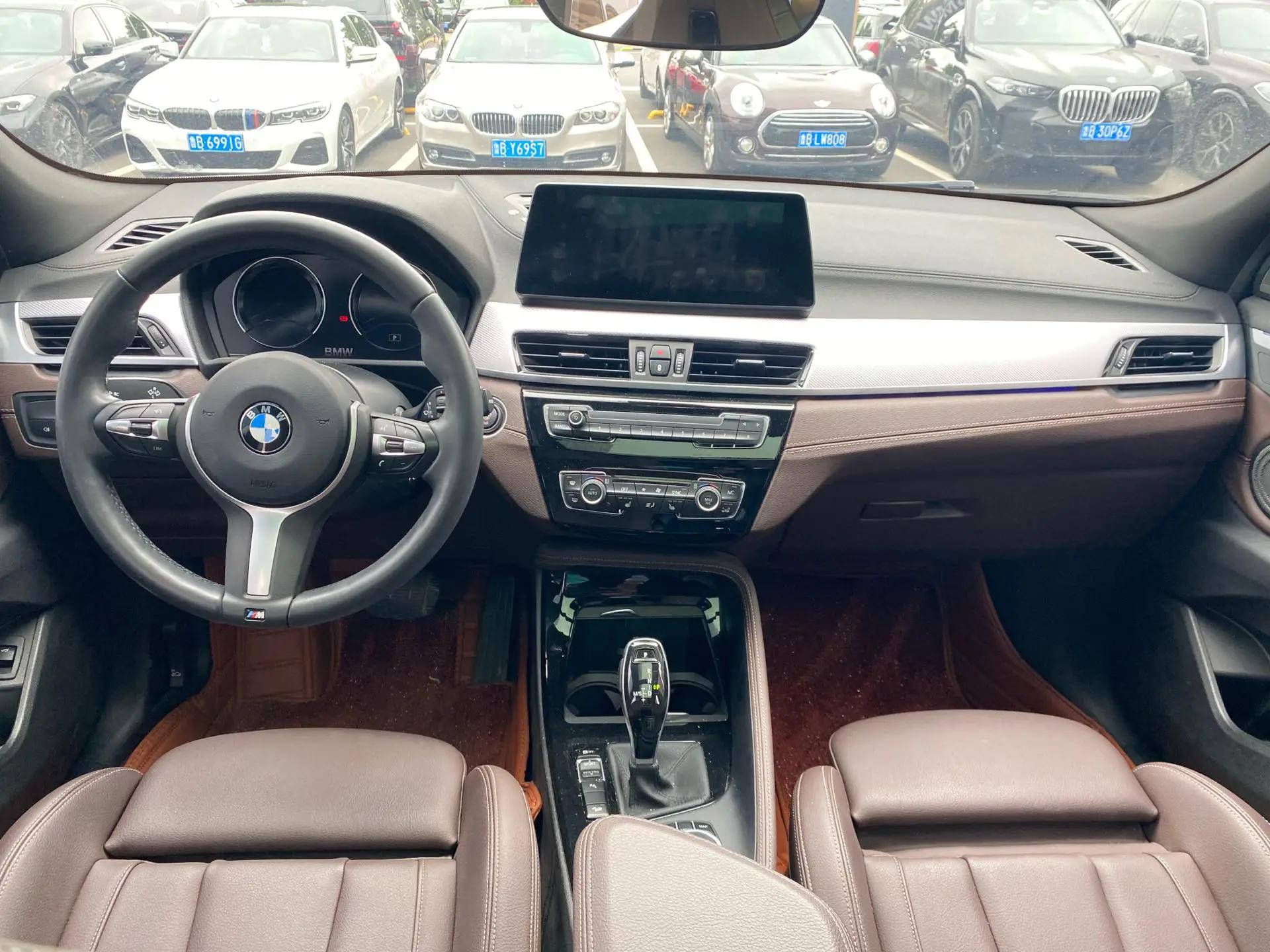 BMW X2 2021 xDrive25i M sports suit 9