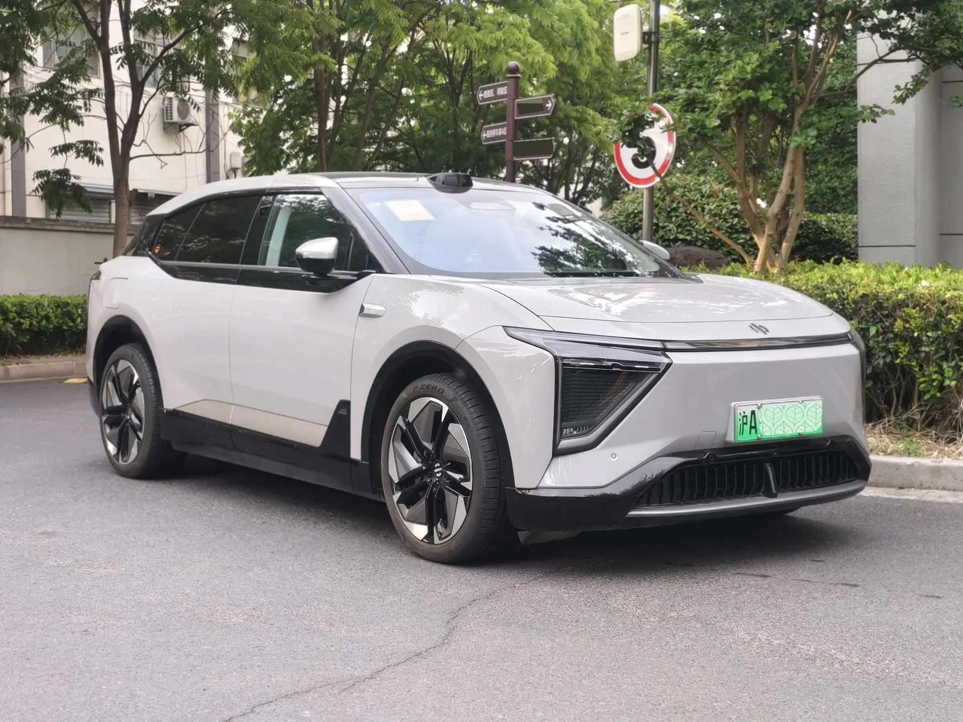 HiPhi HiPhi Y 2023 560km Elite Edition 3