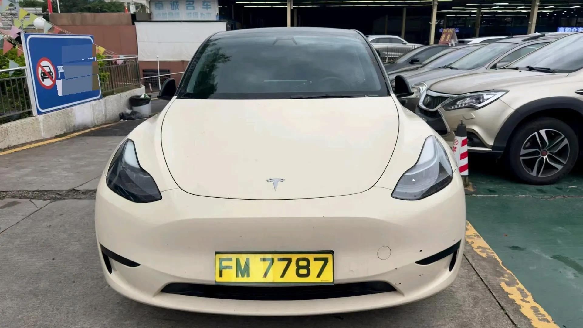 Model Y 2022 rear-wheel drive version 3