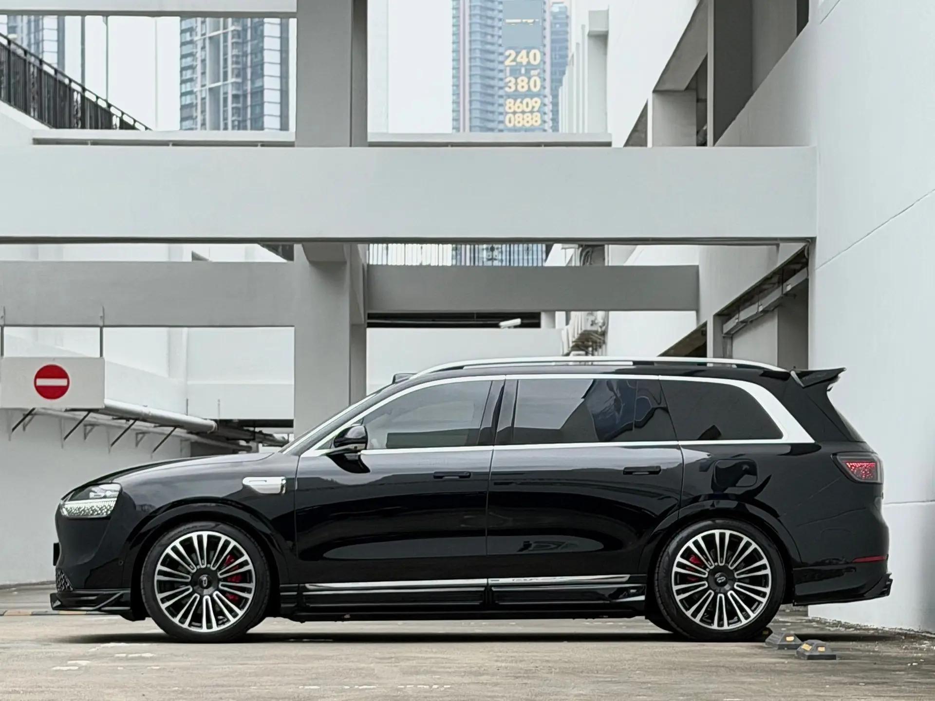 AITO 2025 Model AITO M9 Range-Extended Ultra Version 52kWh 6-Seater Automatic 3