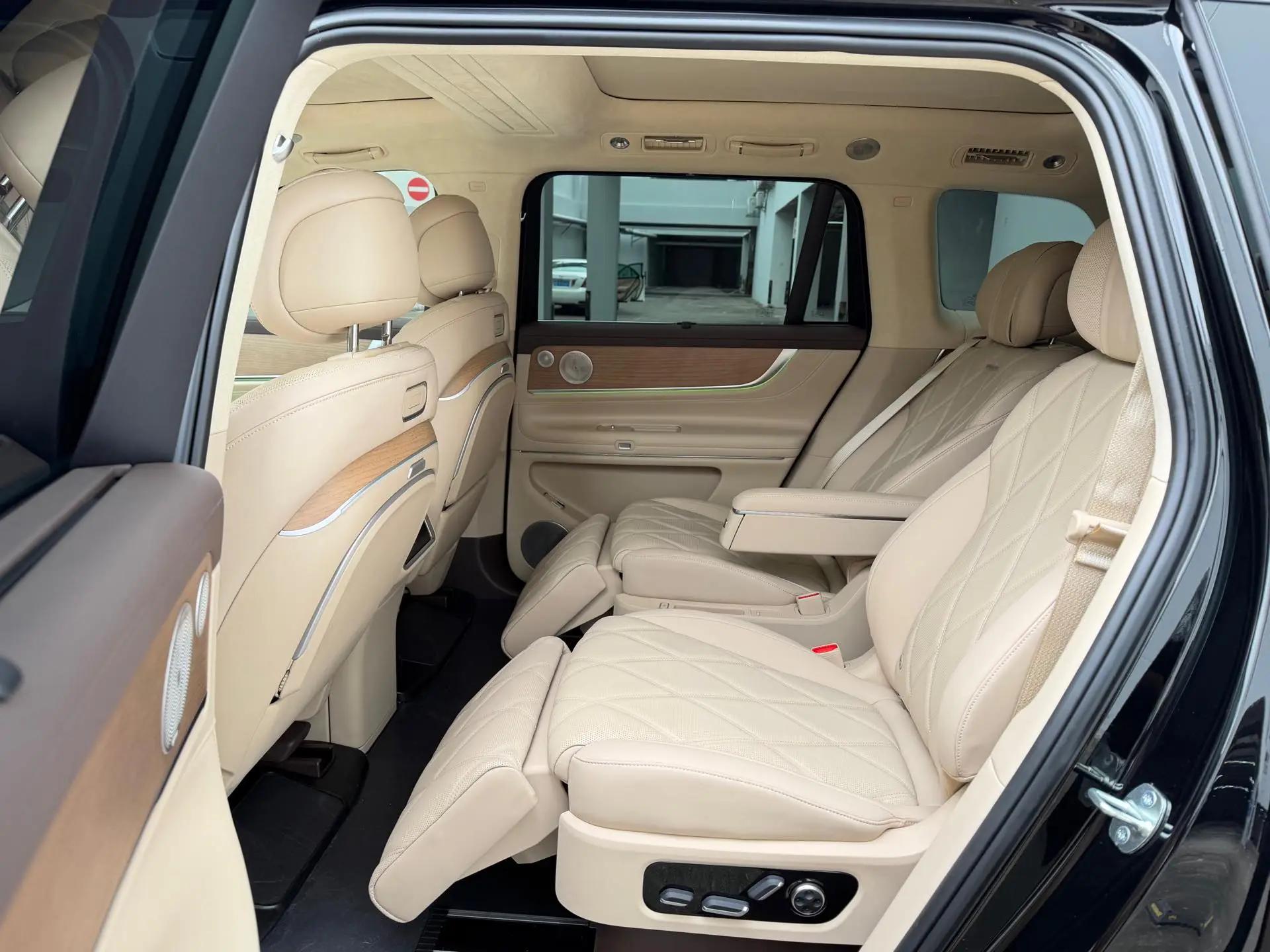 AITO 2025 Model AITO M9 Range-Extended Ultra Version 52kWh 6-Seater Automatic 5