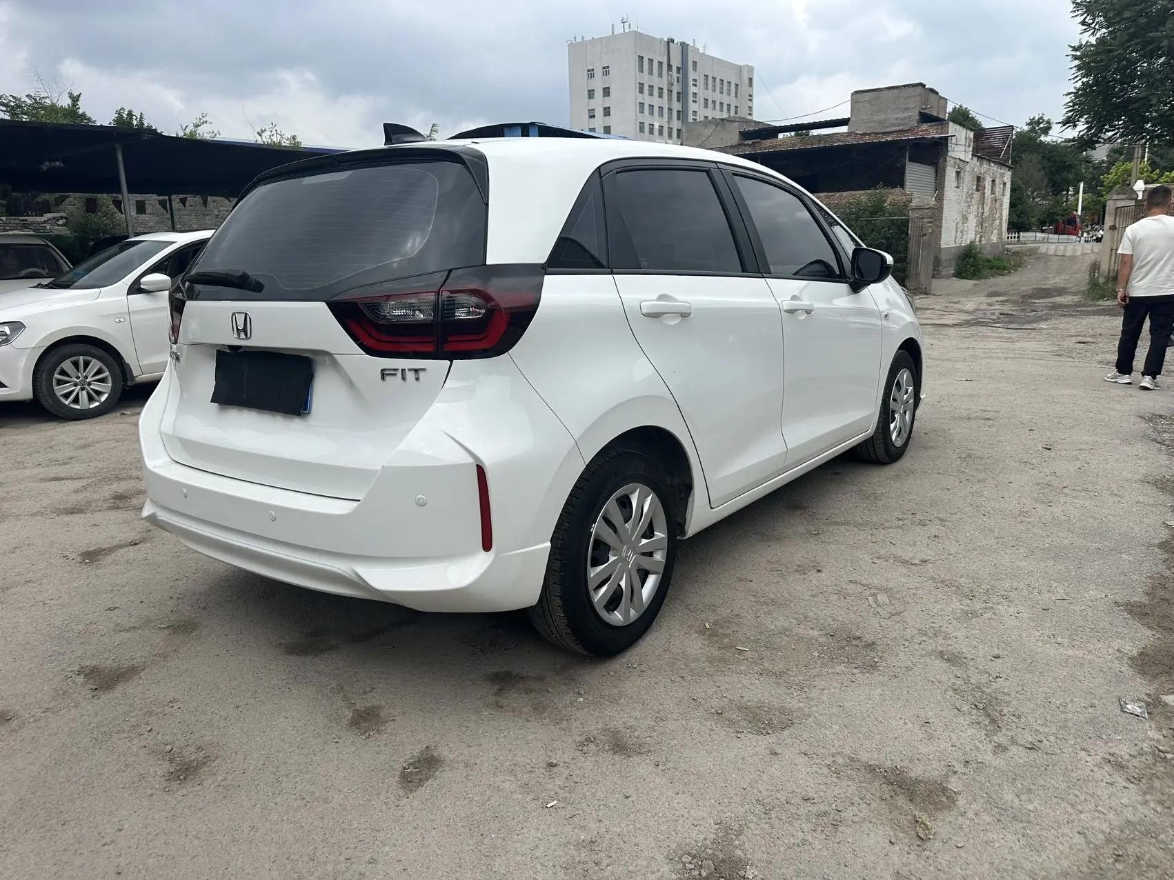 Fit 2021 1.5L CVT Tide Edition 7