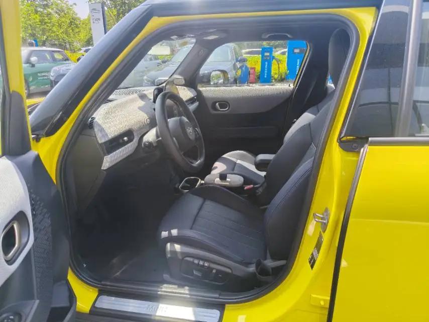 MINI Mini 5-Door (Imported) 2025 Mini Cooper S 2.0T Artist Automatic Gear 2