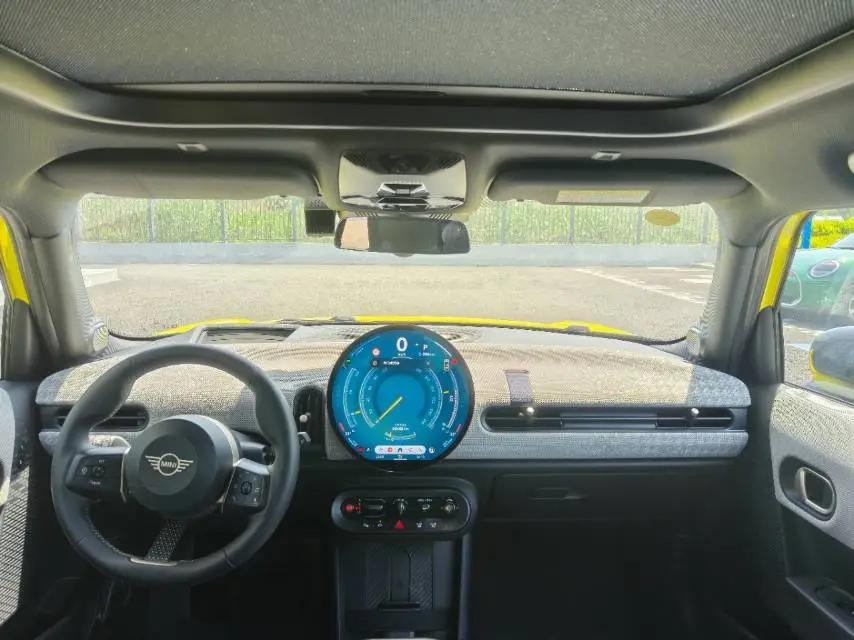 MINI Mini 5-Door (Imported) 2025 Mini Cooper S 2.0T Artist Automatic Gear 4