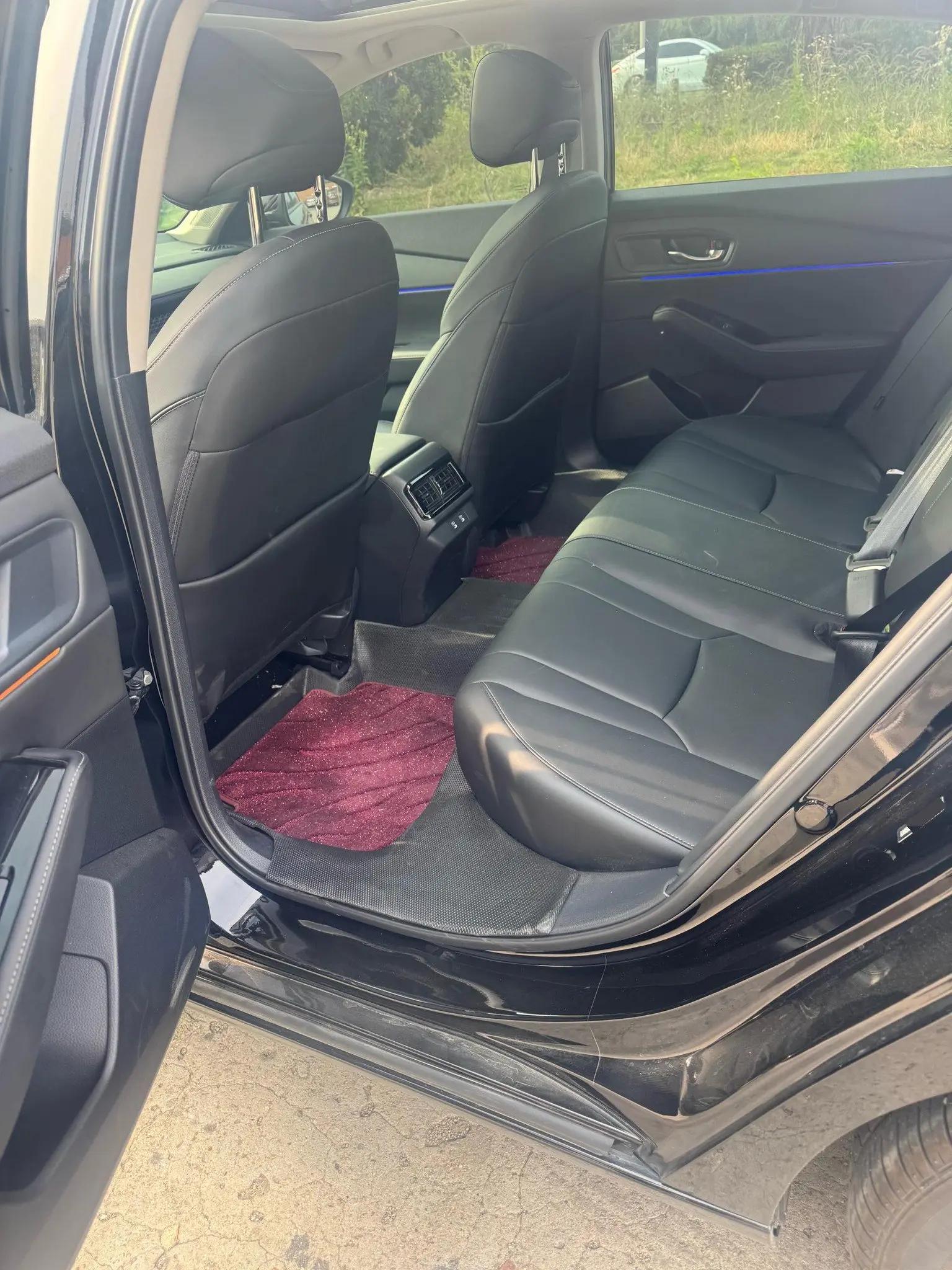Honda 2025 11th Generation Accord 1.5T Stepless 260TURBO Sports Series Deluxe Automatic Gear 5