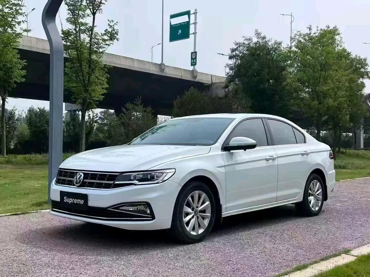 Open image lightbox: Bora 2019 Bora Legend 1.5L Automatic Fashion National V
