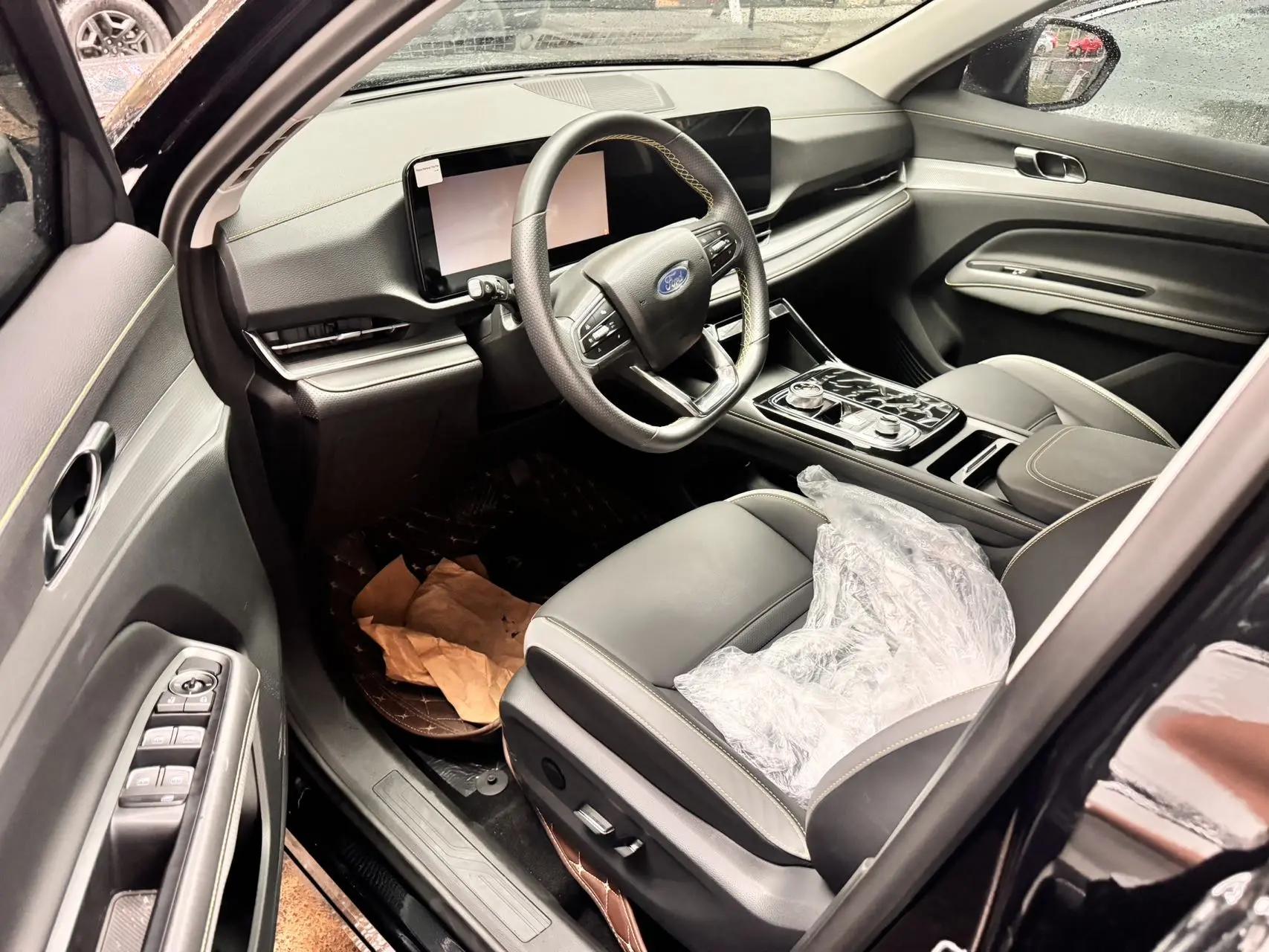Ford 2025 plug-in 1.5T platinum collar automatic gear 4