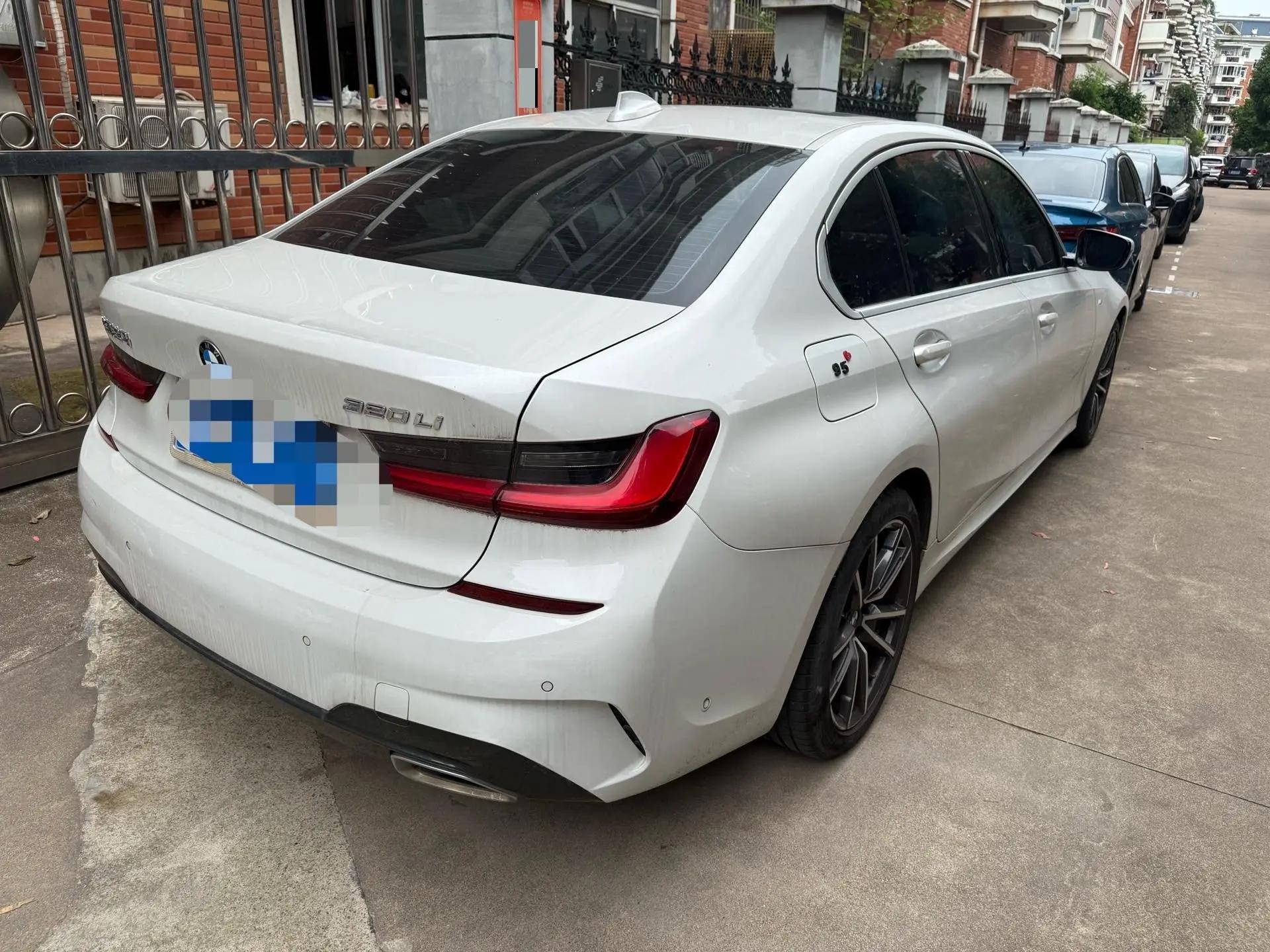 BMW 3 Series 2020 320Li M Sports Suit 3