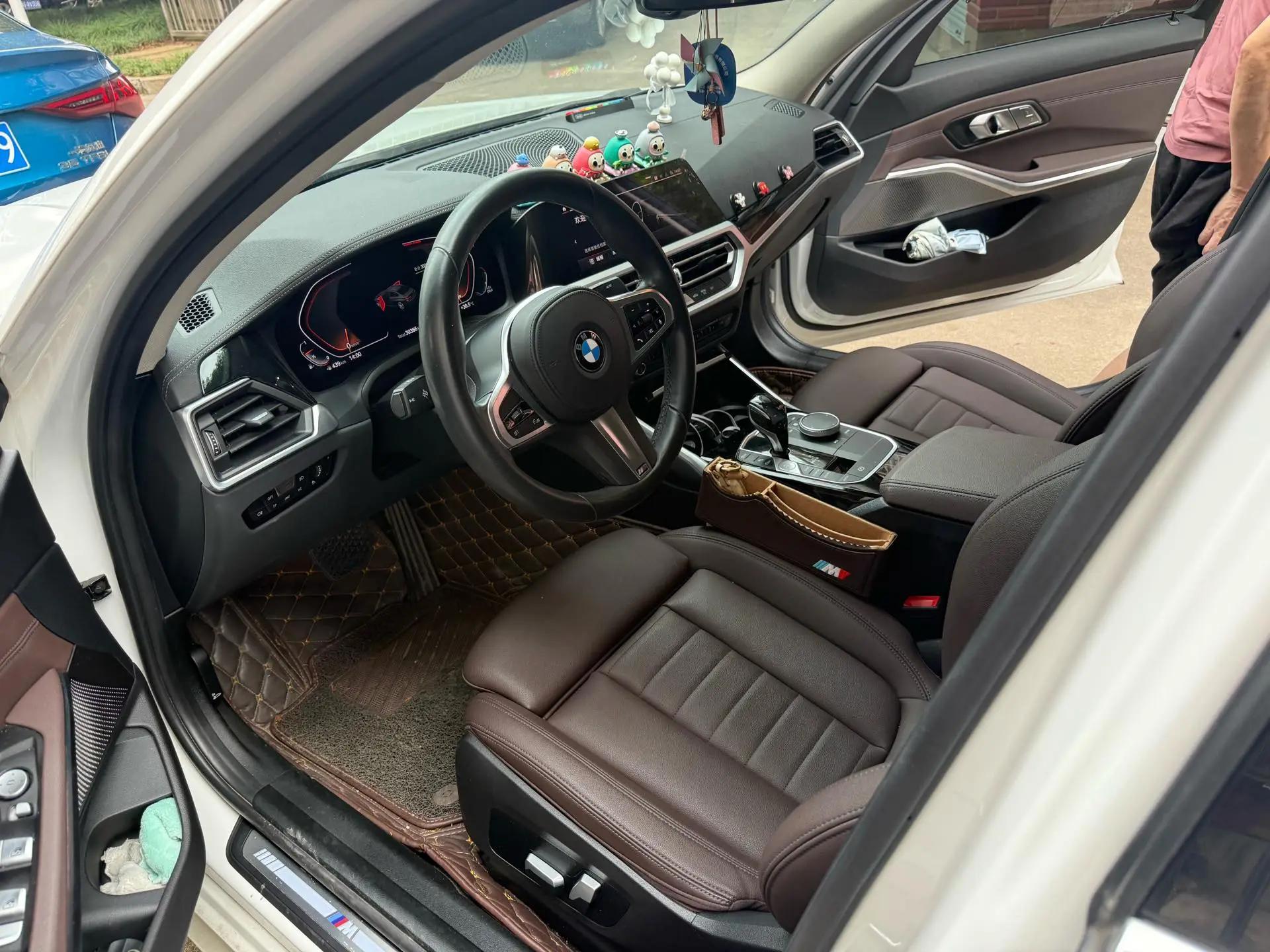 BMW 3 Series 2020 320Li M Sports Suit 4
