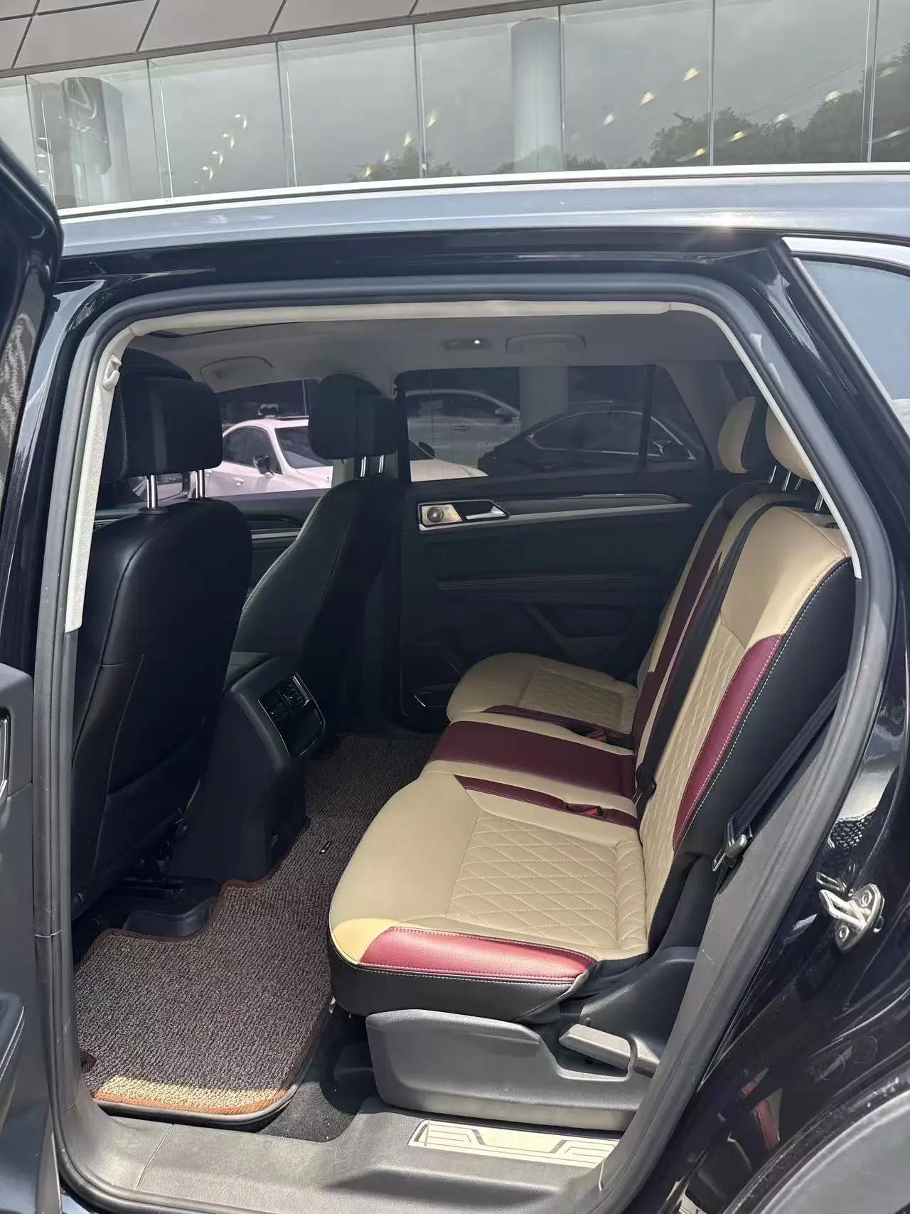 Touang X 2020 380TSI 4WD Deluxe Edition 4