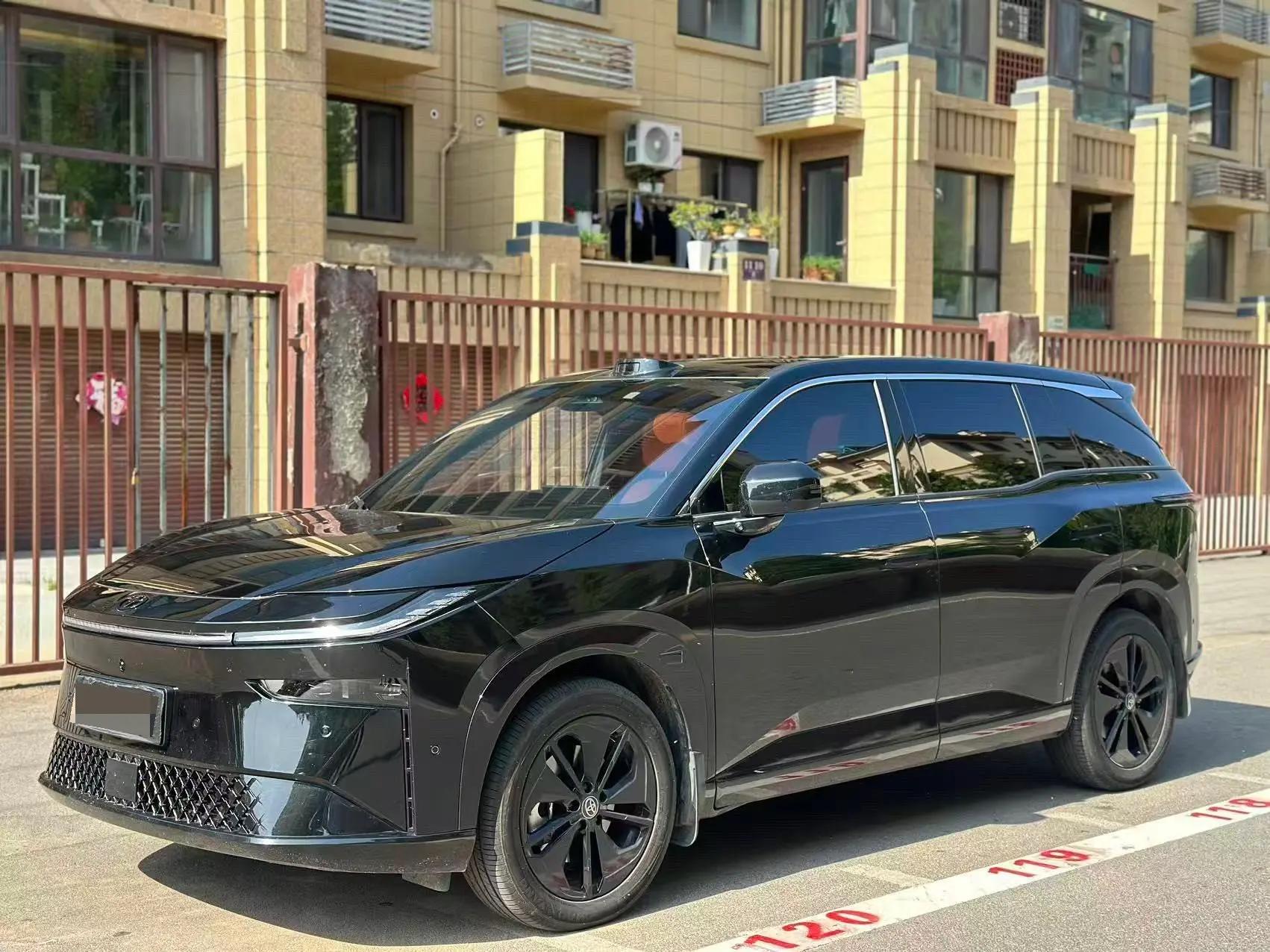 打开图片灯箱:Toyota 2025 Platinum Intelligence 3X 520 Pro Advanced Intelligence Driving Edition Automatic Gear